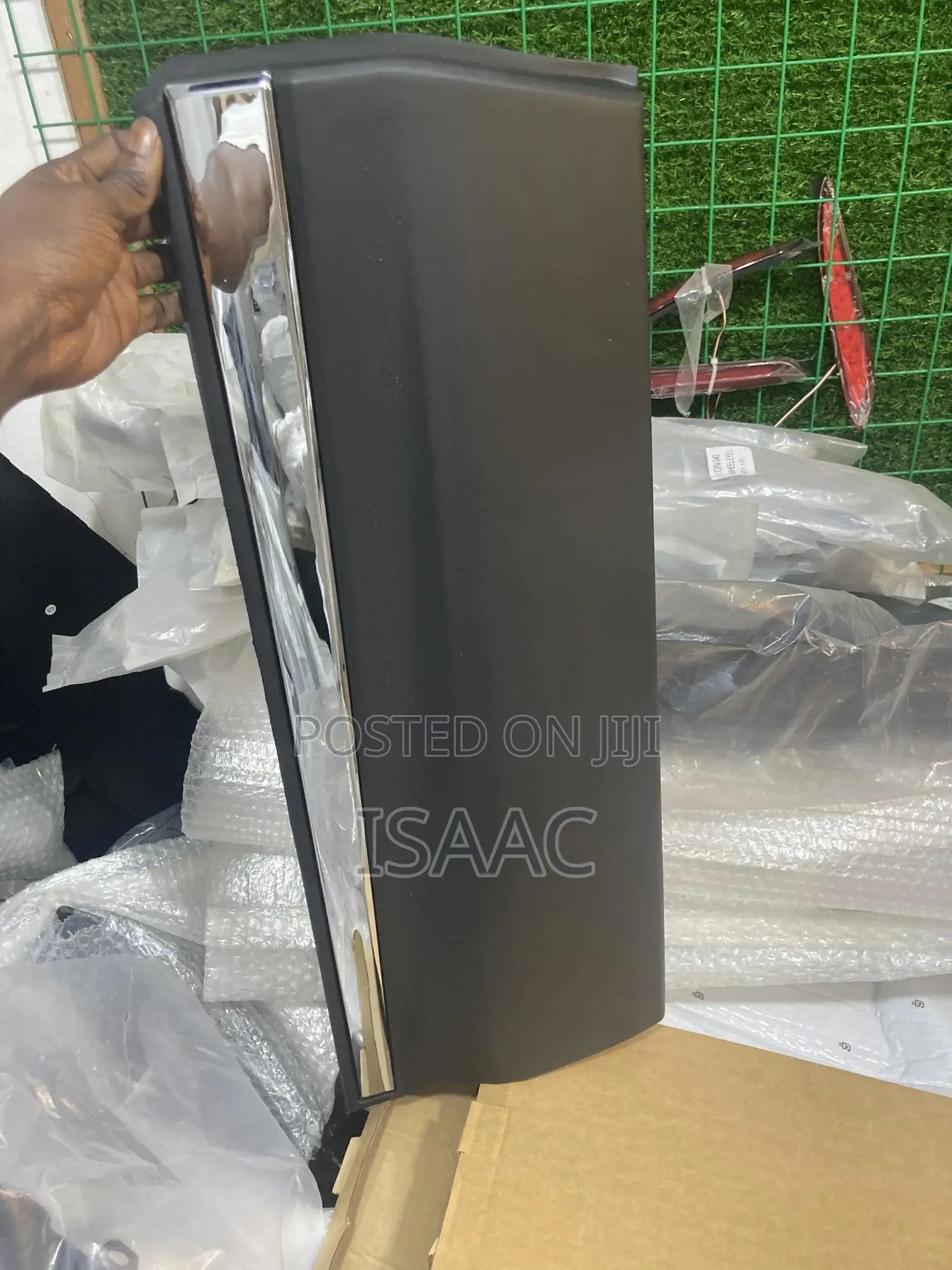 CRV 2017-2022 Back Door Moulding