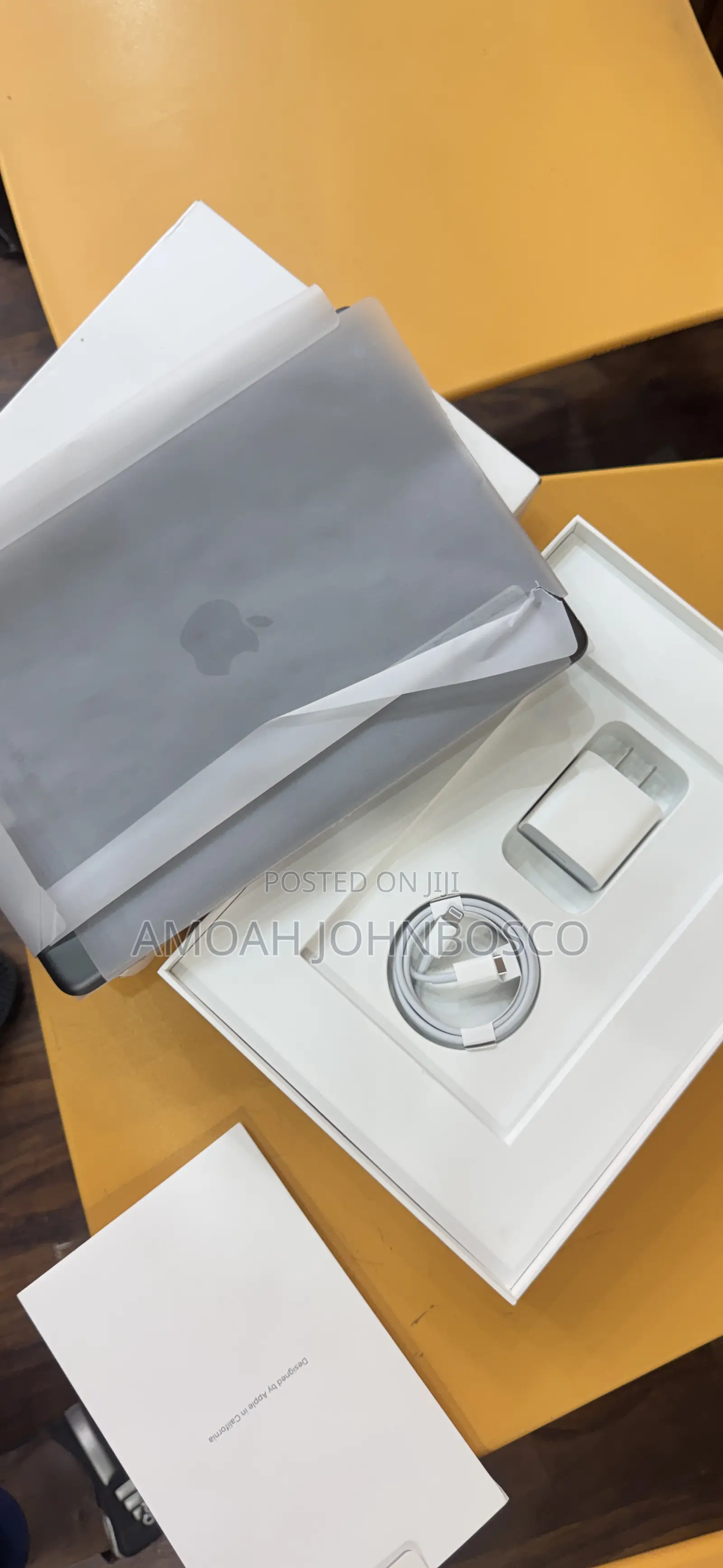 New Apple iPad 10.2 (2021) 64 GB Gray