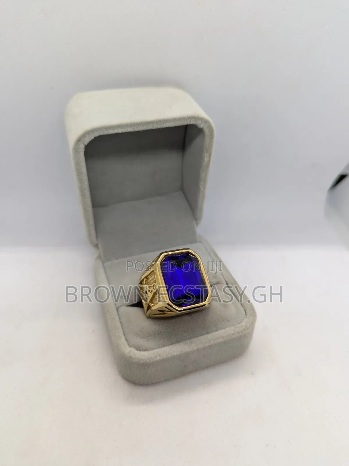Blue Stone Masonic Ring