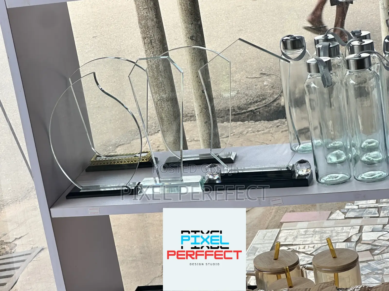 Awards Crystal Plaques and Customization