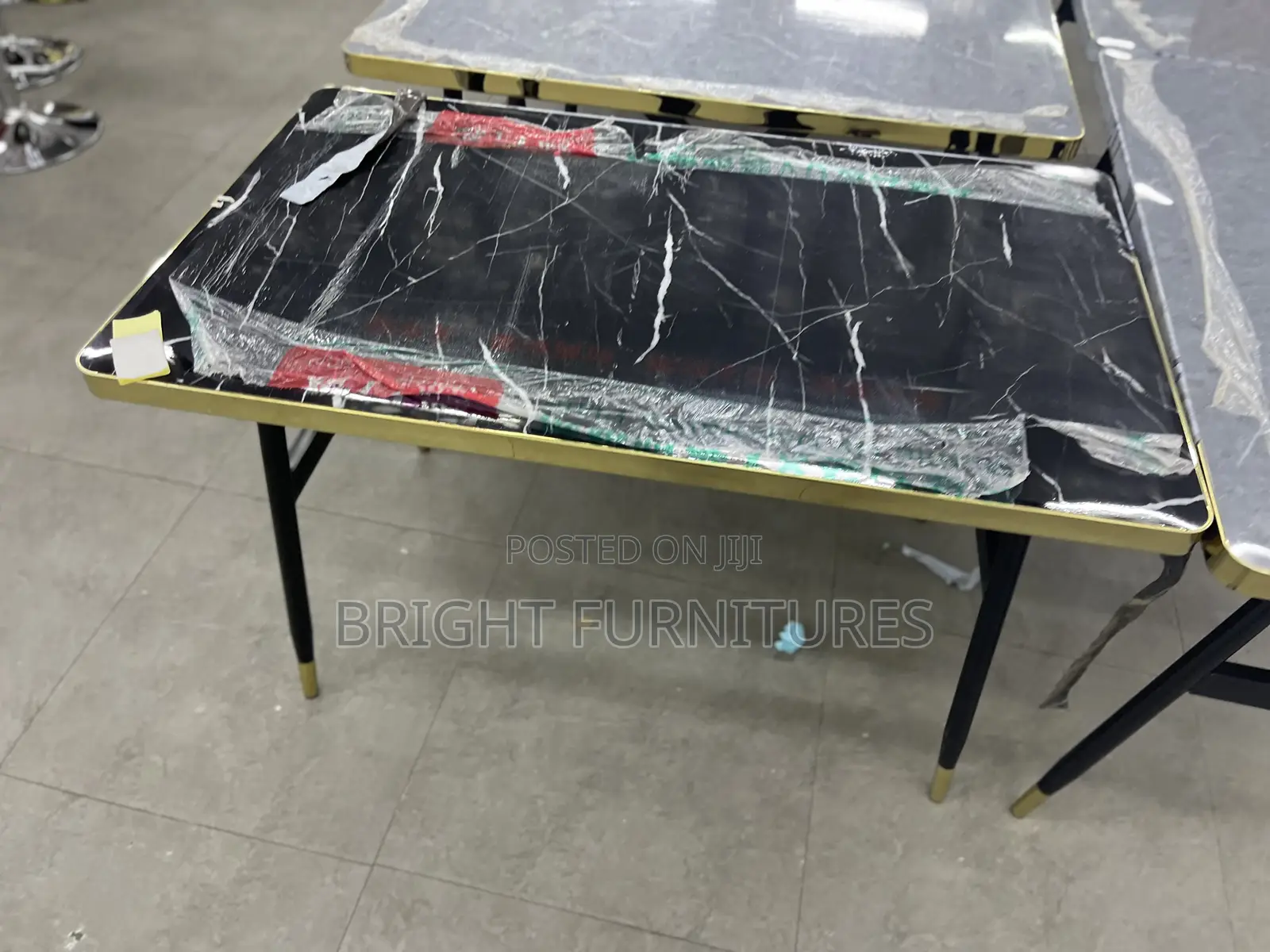Tables(Restaurants Tables)