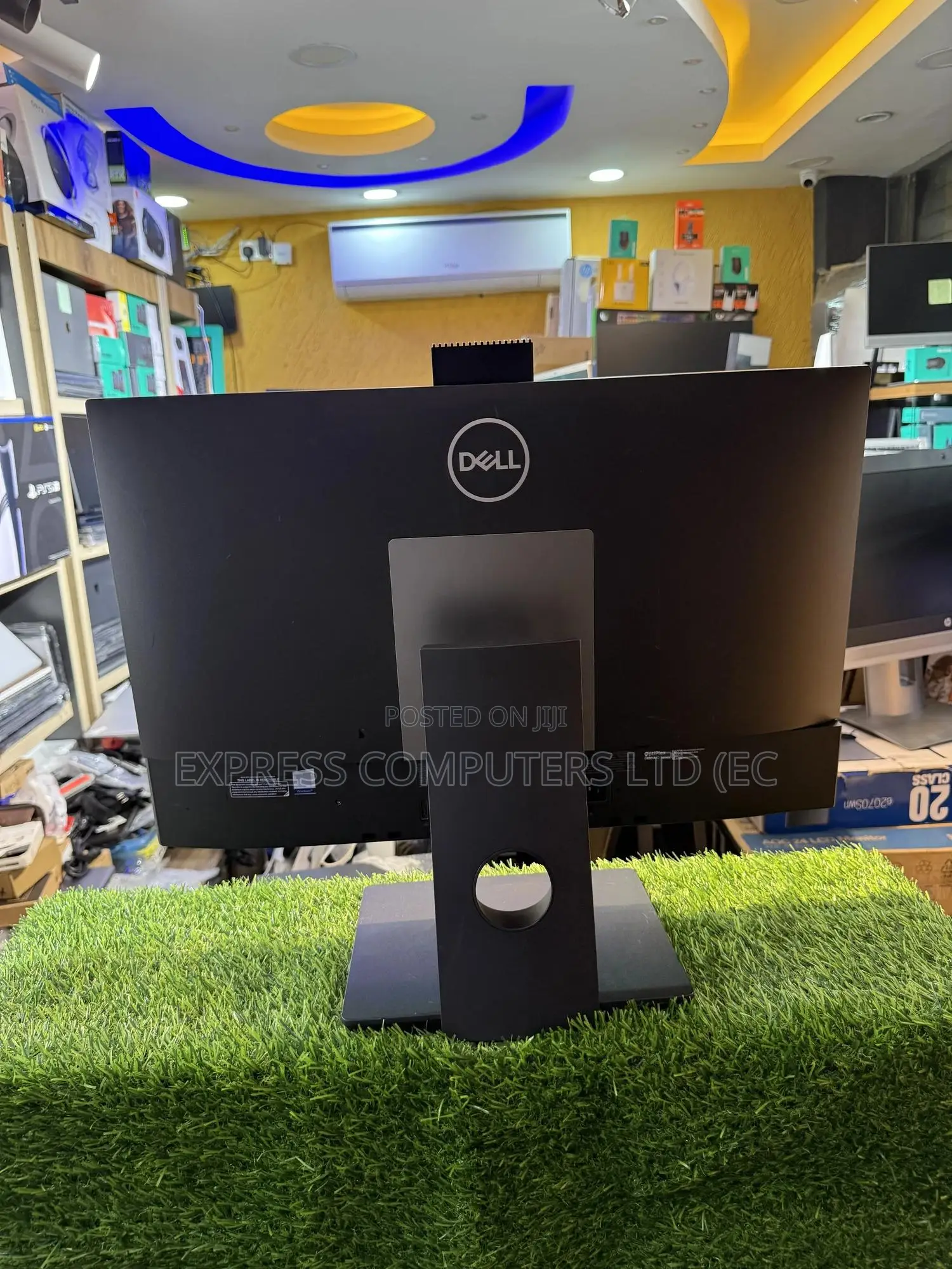 Desktop Computer Dell OptiPlex 5260 16GB Intel Core I5 SSD 512GB