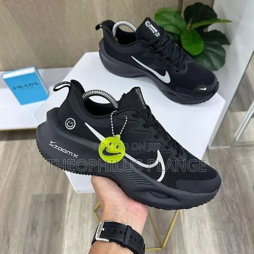 Original Nike Zoom Sneaker.