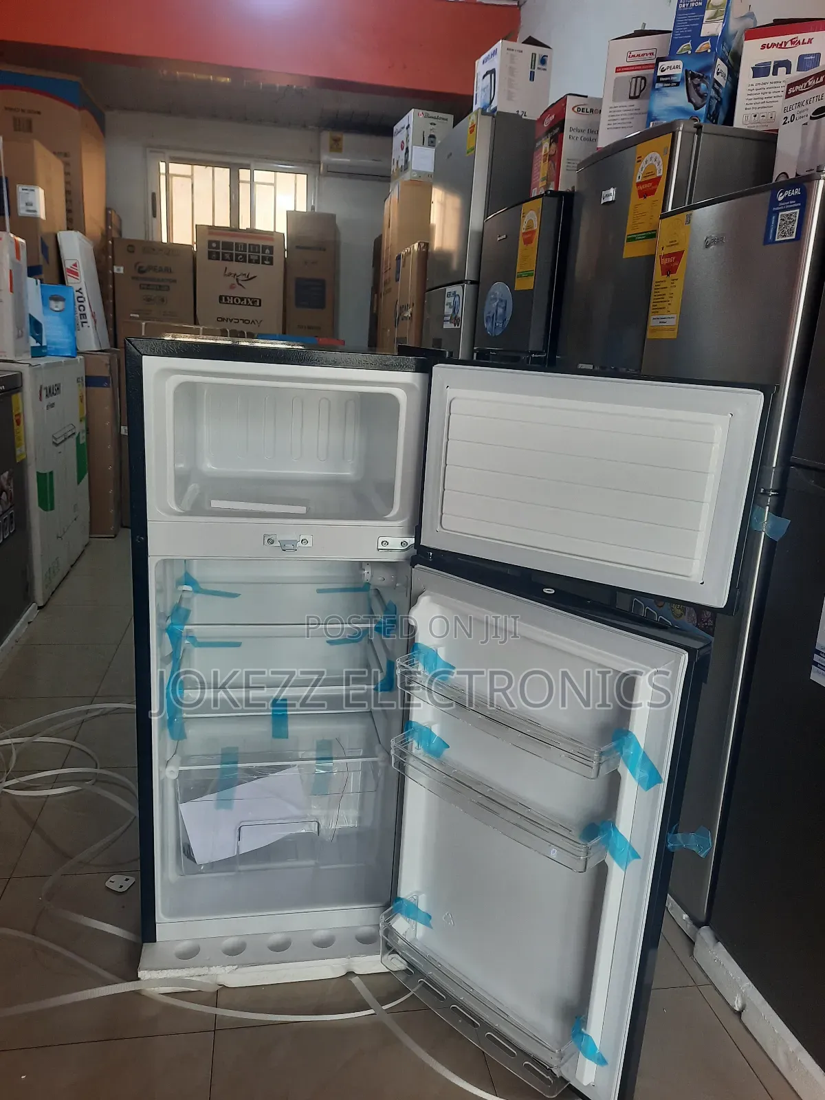 Legacy Fridge 95 Liters