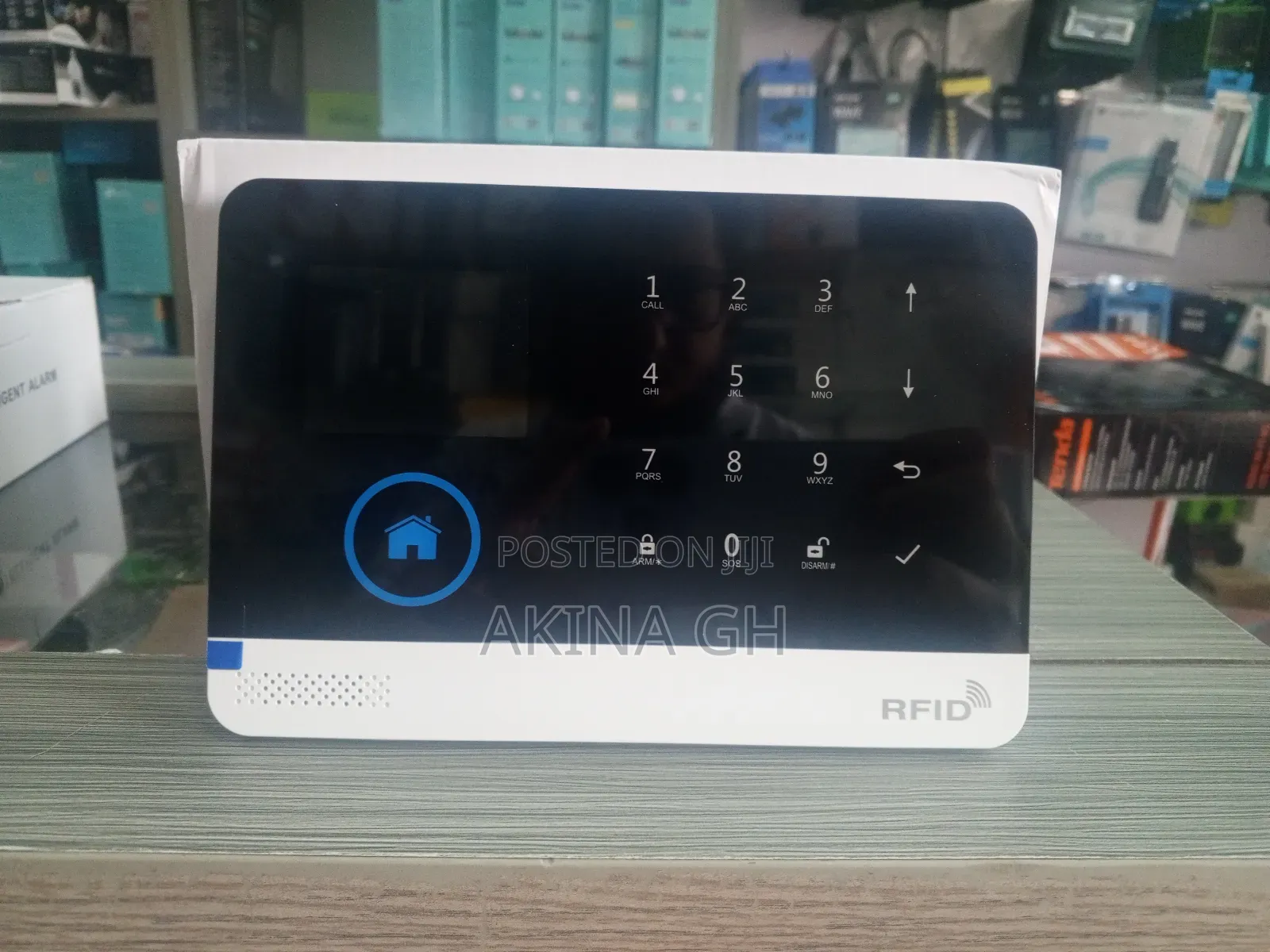 Tuya Smart Home Security Alarm System Wifi 4g GSM 2.4in LCD Display