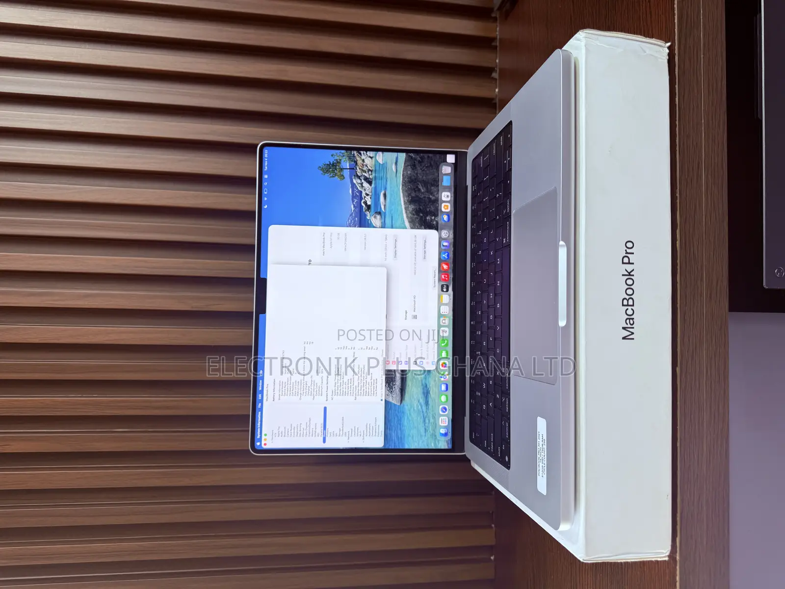 Laptop Apple MacBook Pro 2021 M1 16GB Apple M1 Pro SSD 512GB