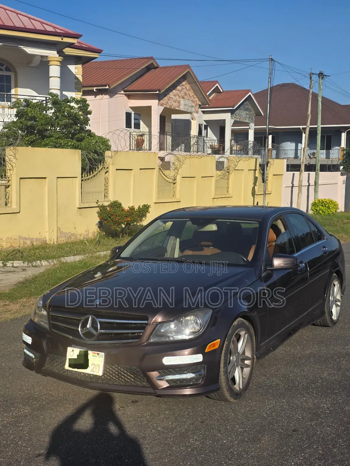 Mercedes-Benz C250 2014 Brown