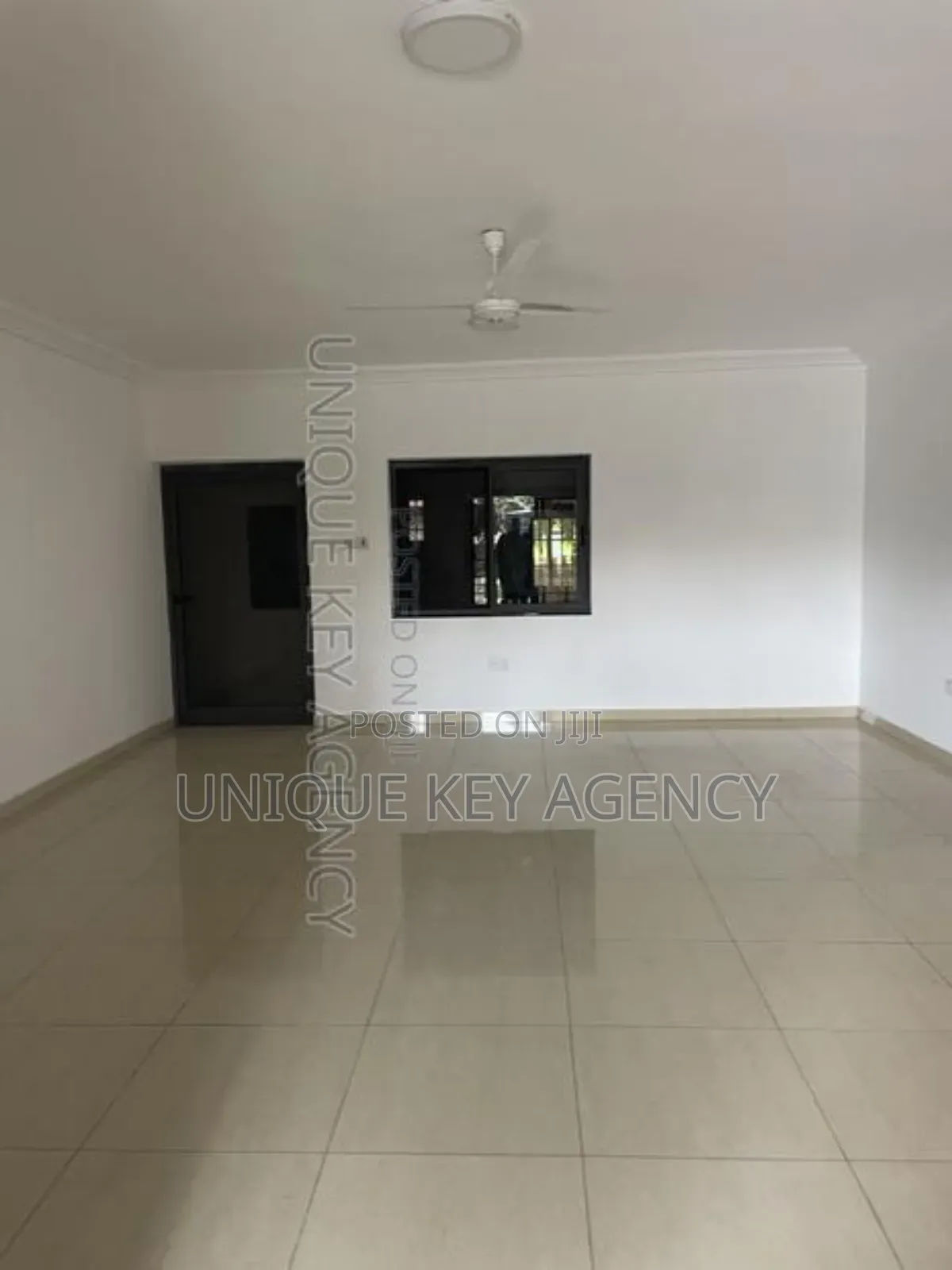 3bdrm Apartment in Unique Key Agency, Airport Residential Area for rent