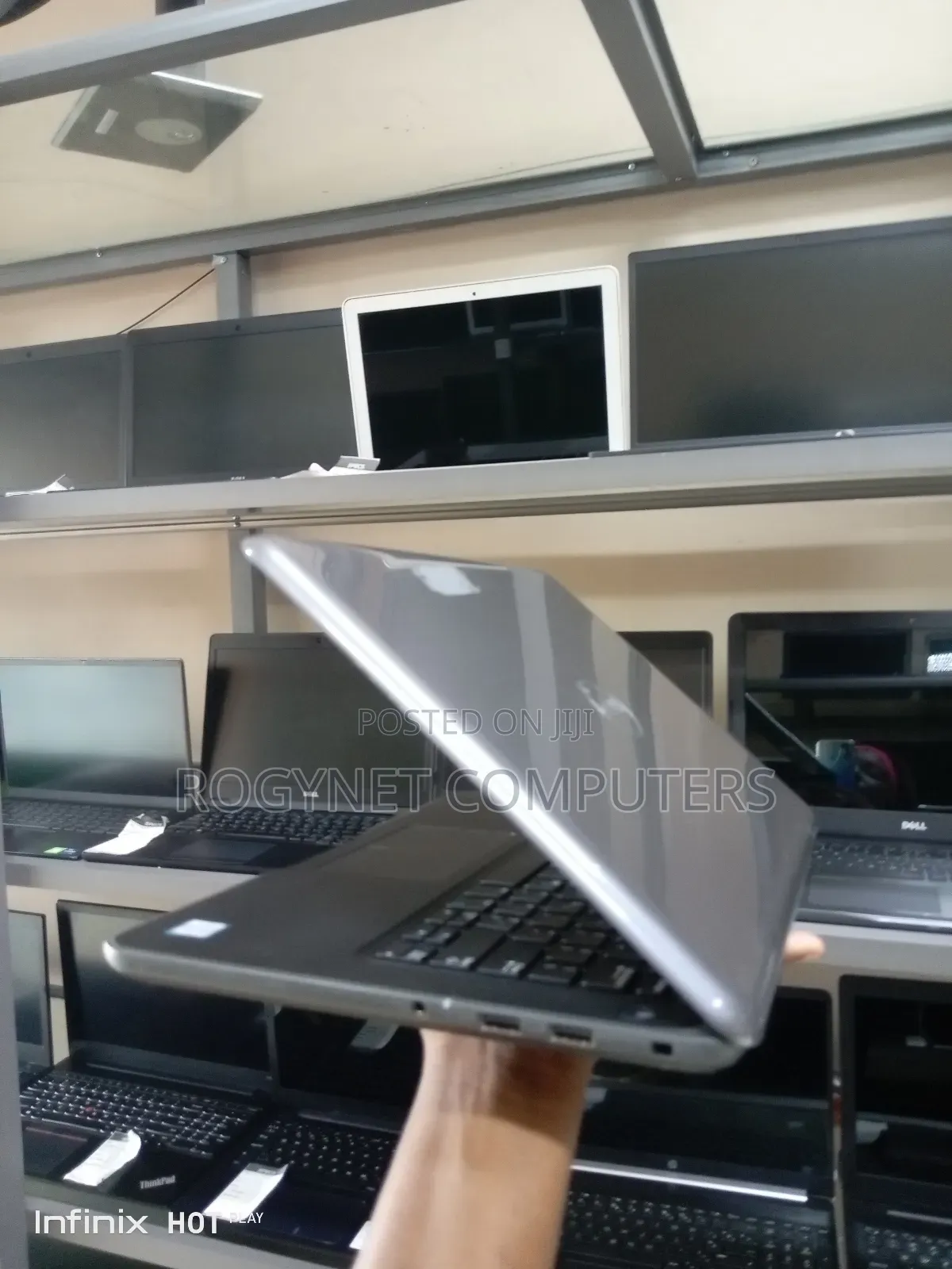 Laptop Dell Latitude 3380 4GB Intel Core i3 SSD 128GB