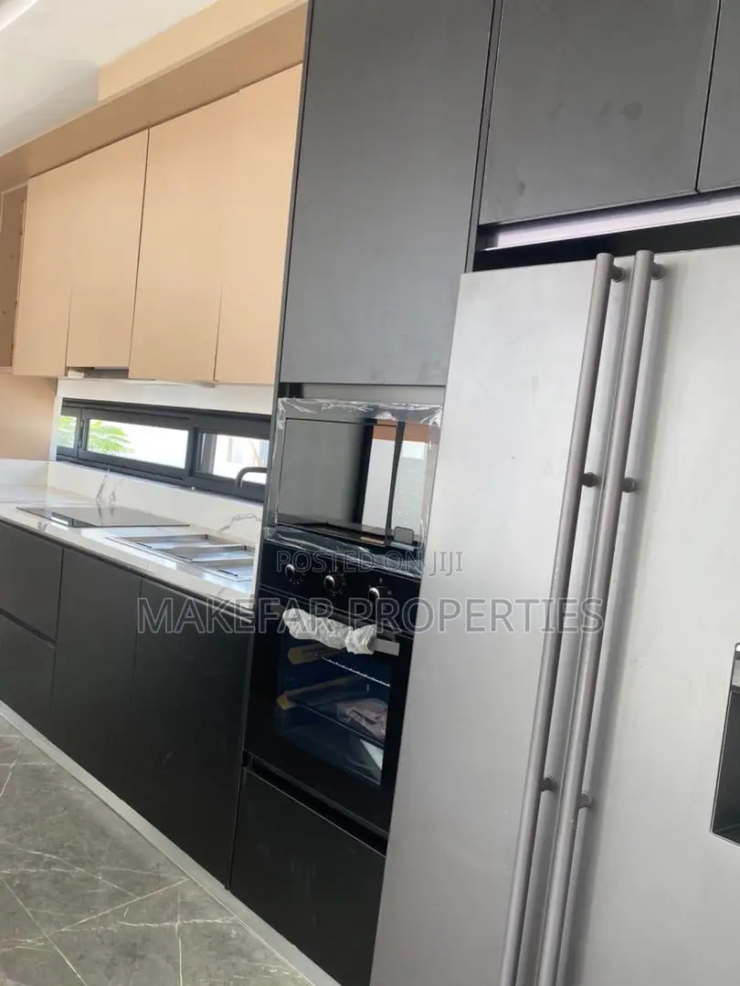 3bdrm House in Ashaley Botwe for rent