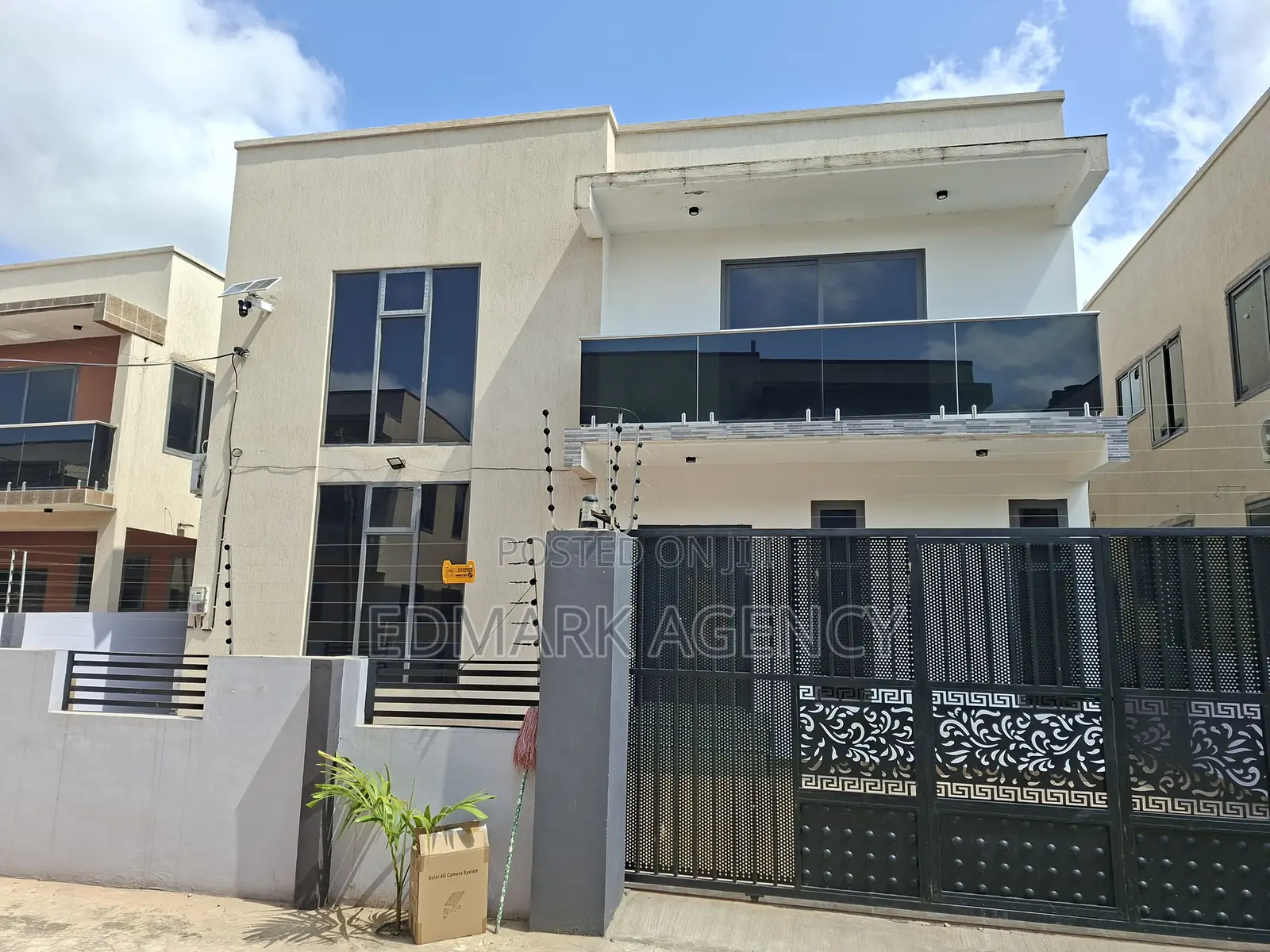 4bdrm House in Acp, Kwabenya for rent