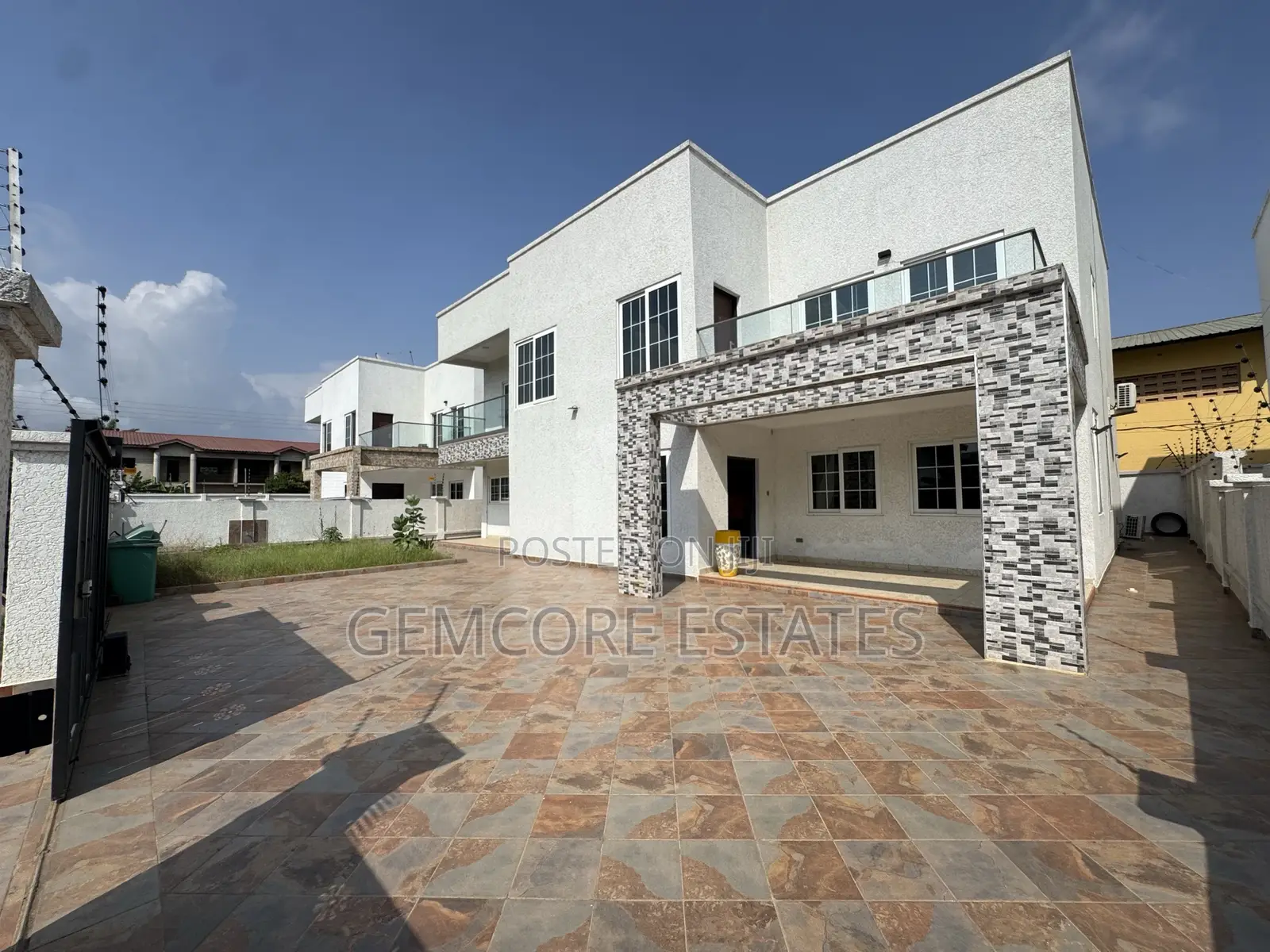 4bdrm House in East Legon for rent
