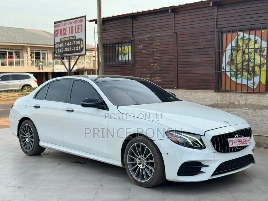 Mercedes-Benz E300 2018 White