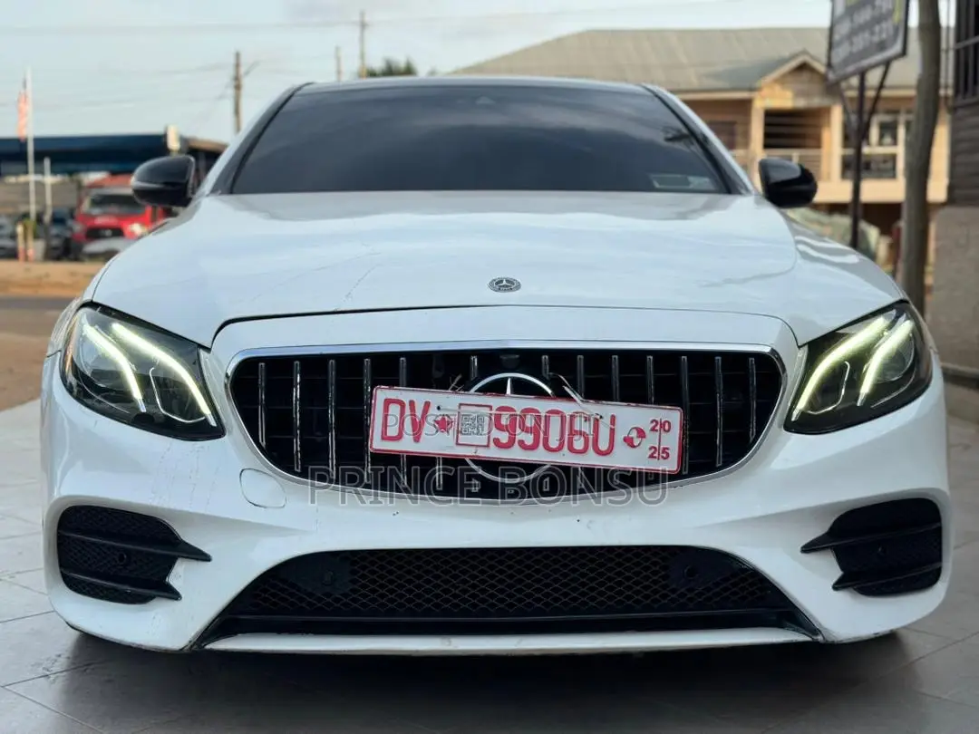 Mercedes-Benz E300 2018 White