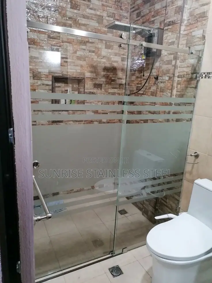 Shower Glass Partition