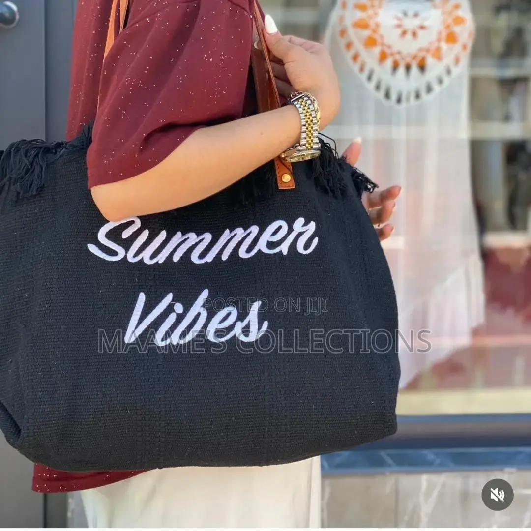 Fashionable Large Capacity Canvas Beach Bag Travel Tote
