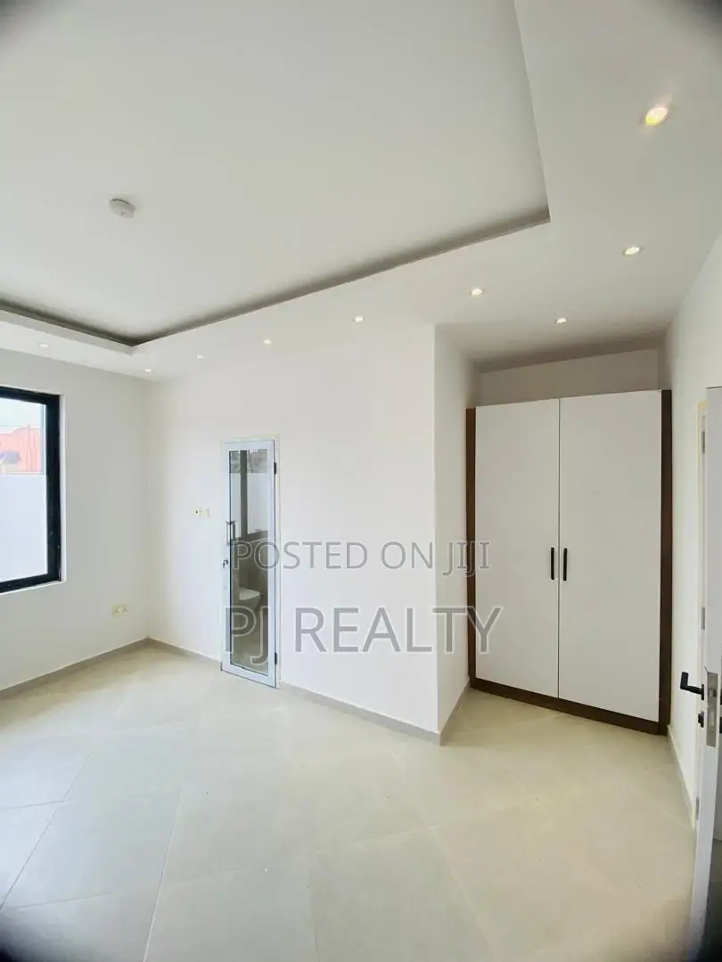 4bdrm House in Spintex for sale