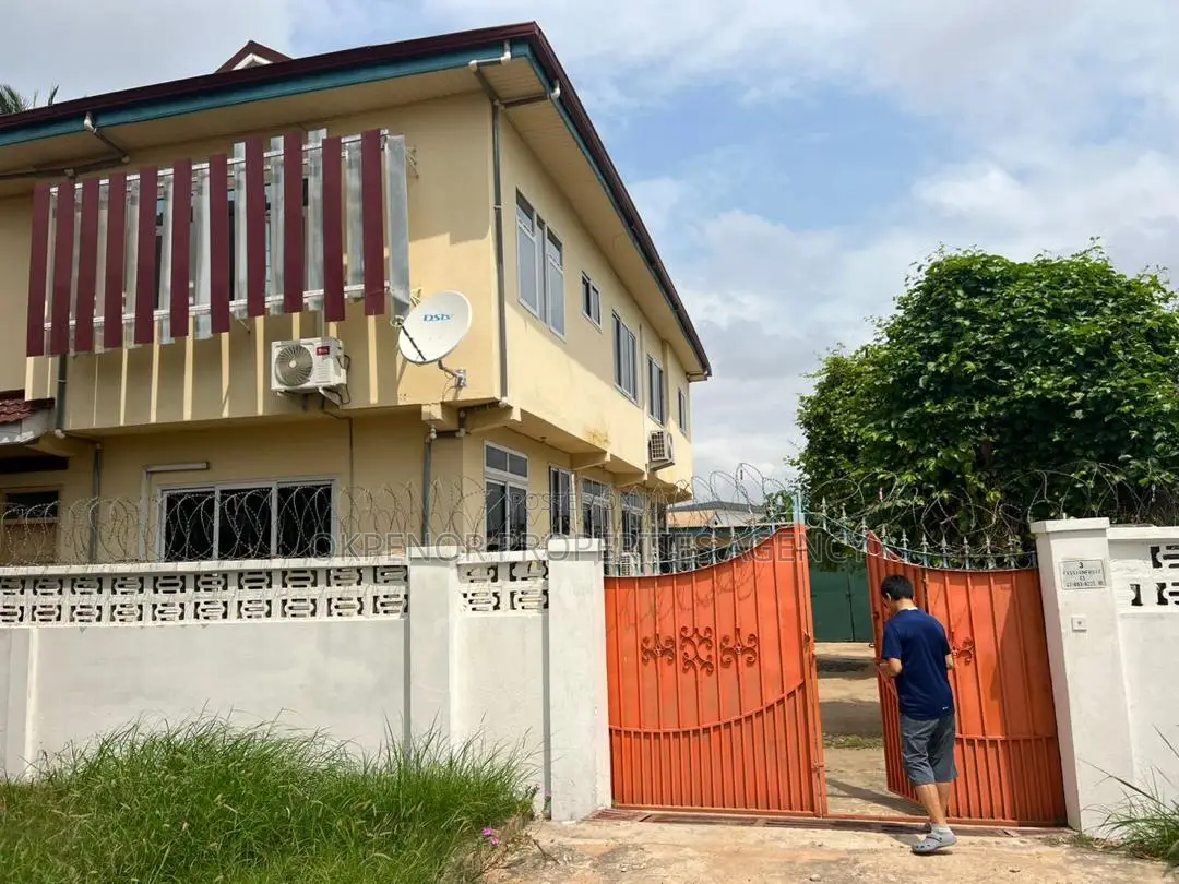 3bdrm House in Tema Com10 for rent
