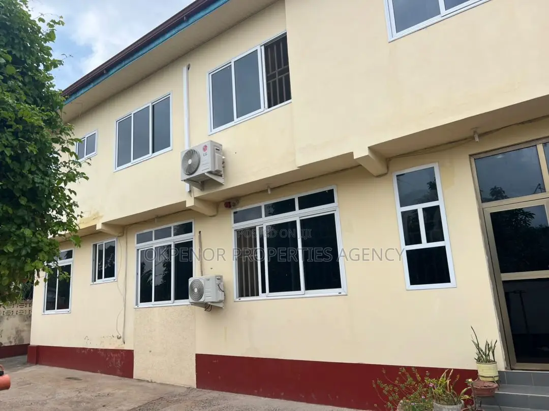 3bdrm House in Tema Com10 for rent