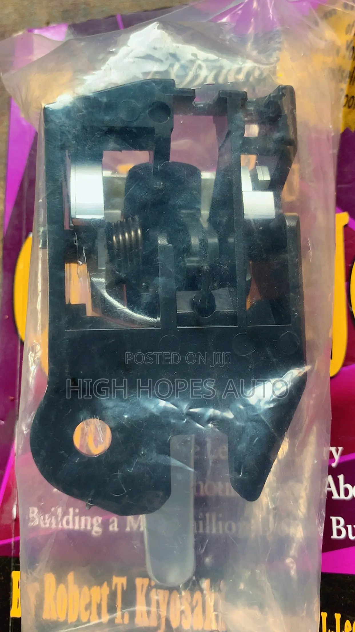 Inside Door Opener for Corolla, Pontiac Vibe and Matrix
