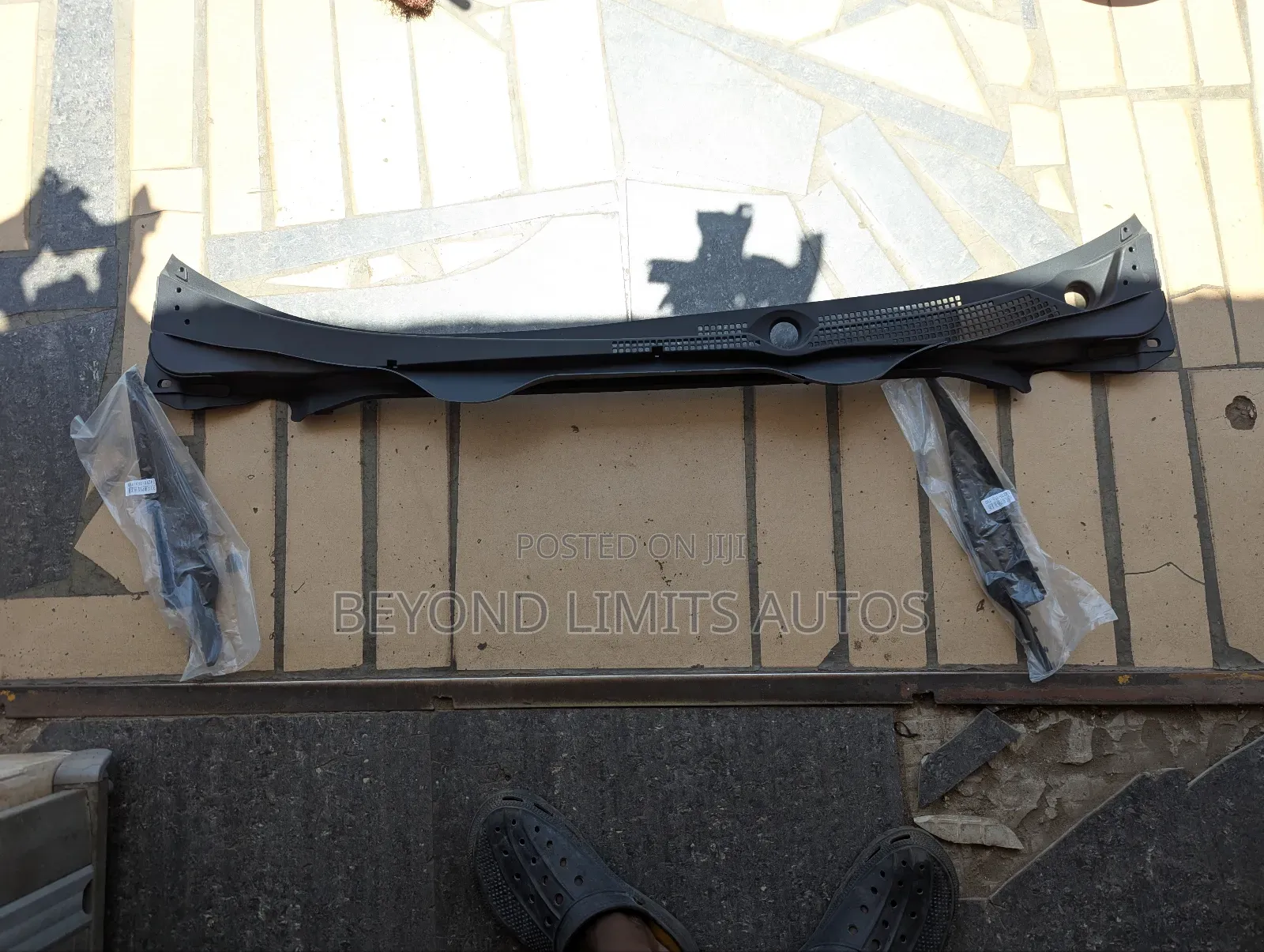 Honda Civic 2016,2017,2018,2019,2020,2021 Wiper Panel and Ends