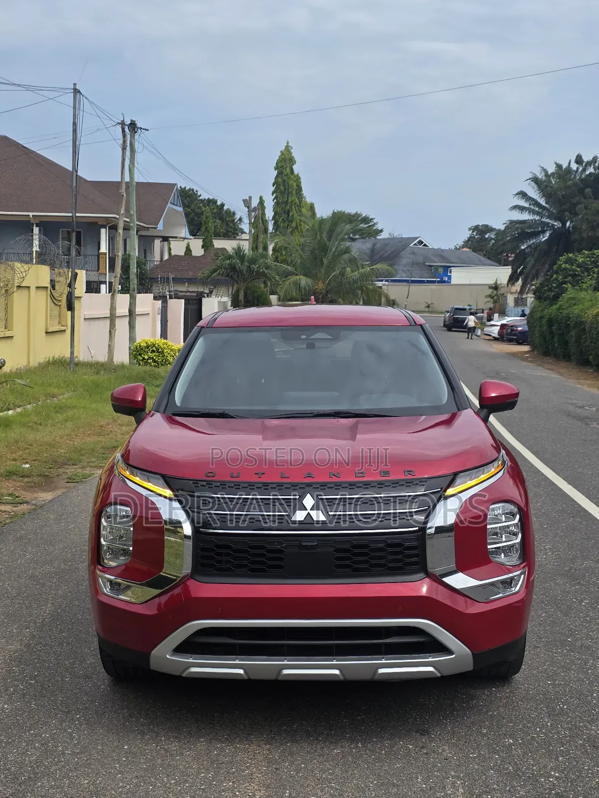 Mitsubishi Outlander SE 2024 Red