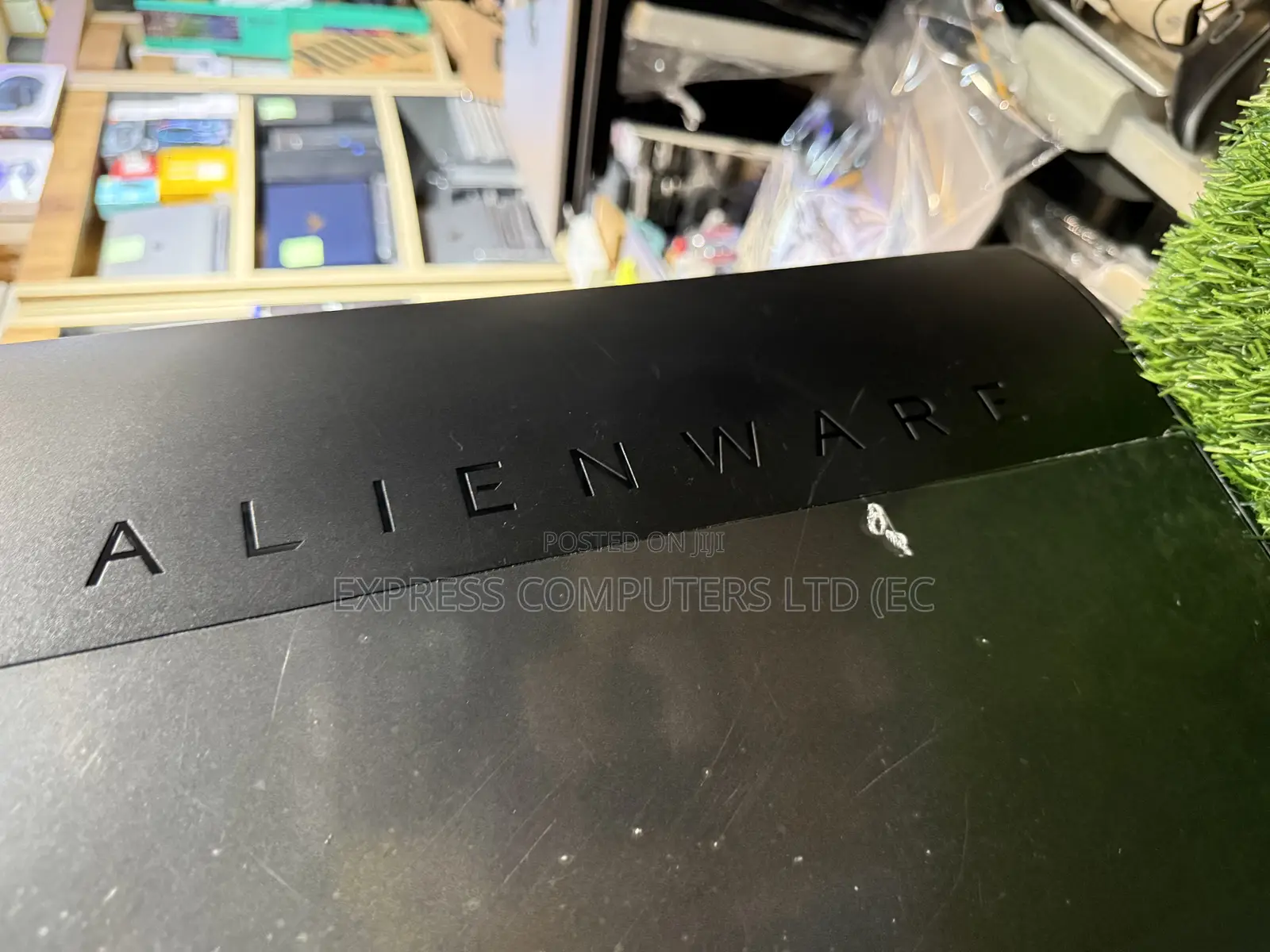Dell Alienware Aurora R12 32GB AMD Ryzen 7 SSHD (Hybrid) 1T