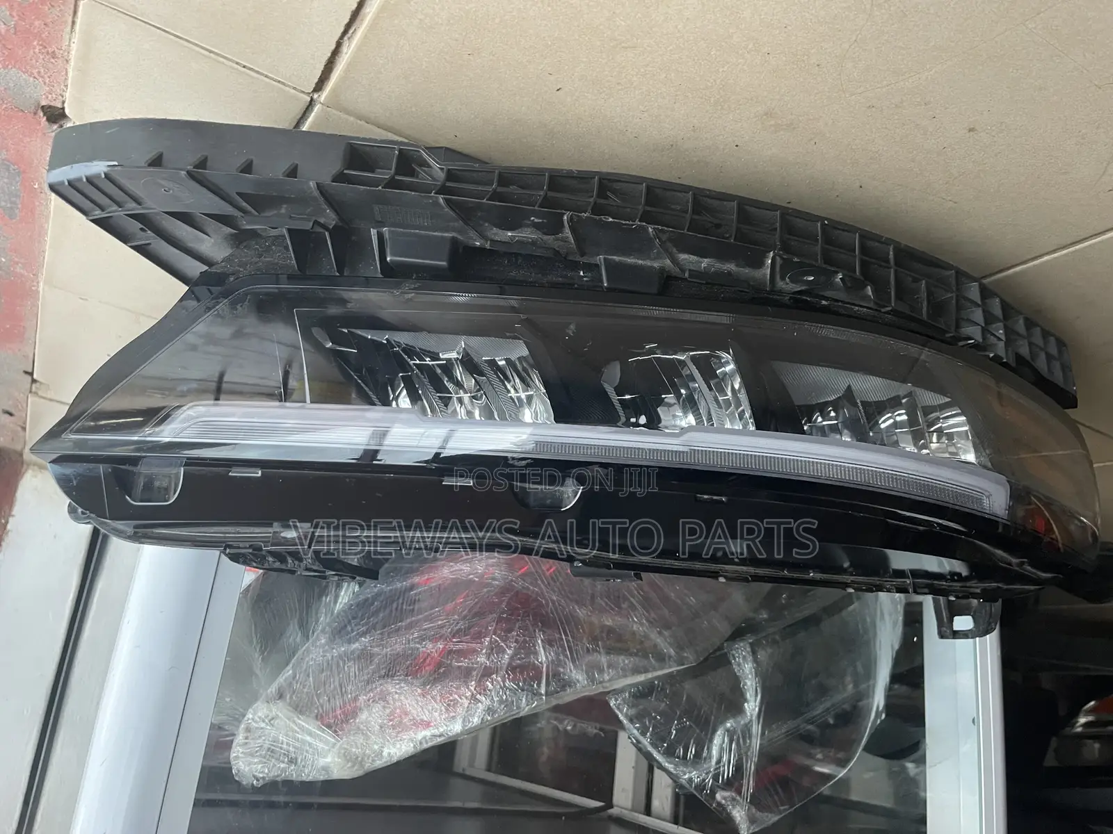 Honda Accord 2023-2025 Headlights Original (Used)