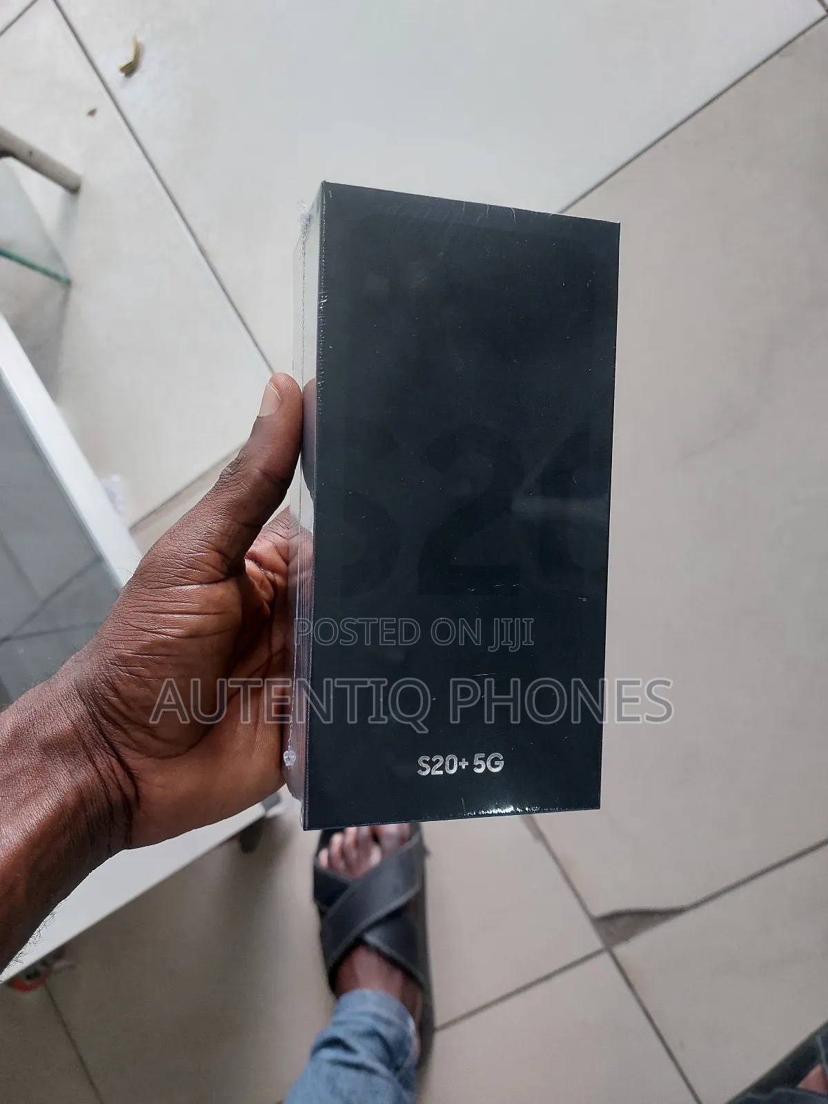New Samsung Galaxy S20+ 128 GB Black