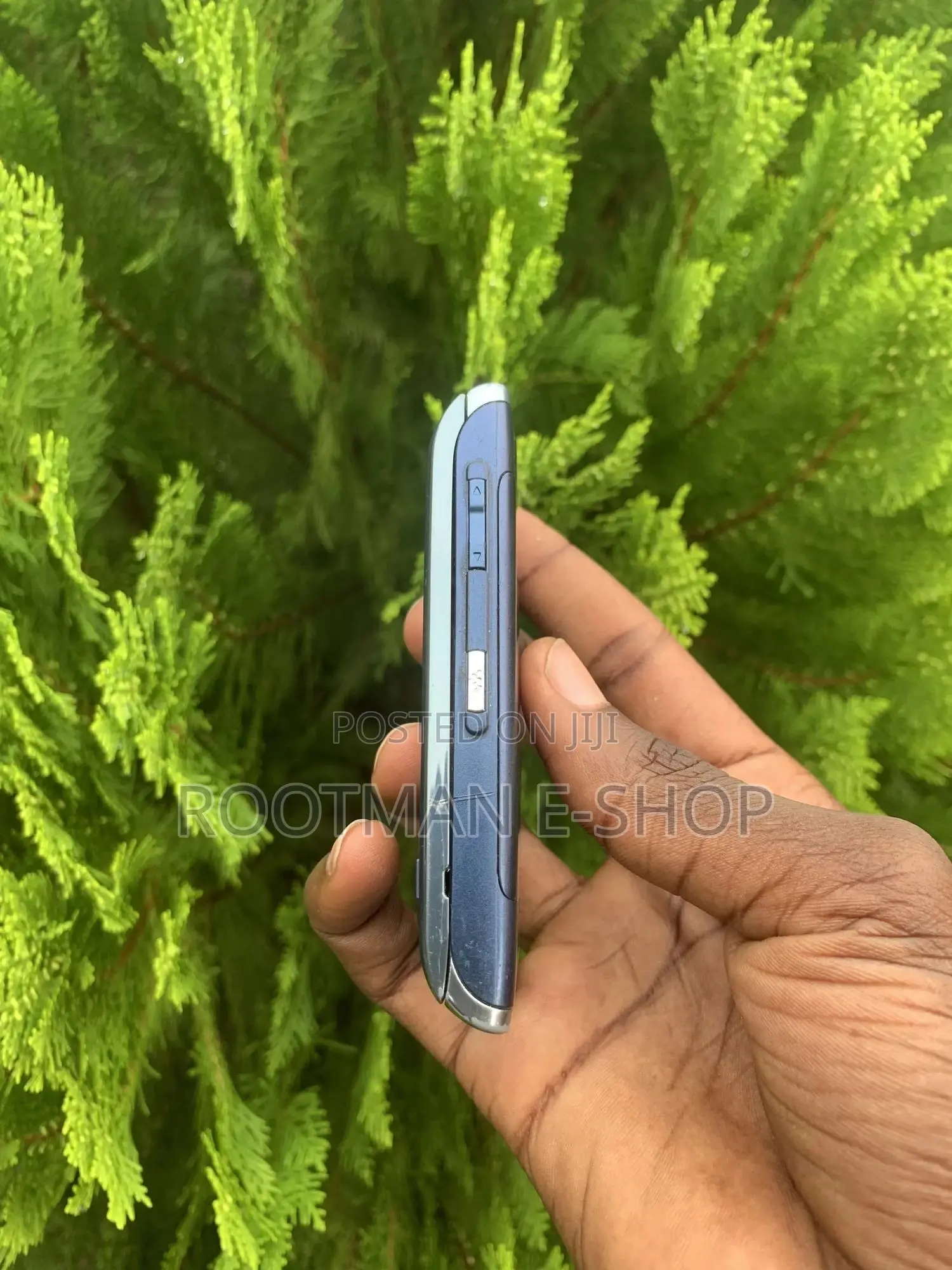 Sony Ericsson W595 Blue