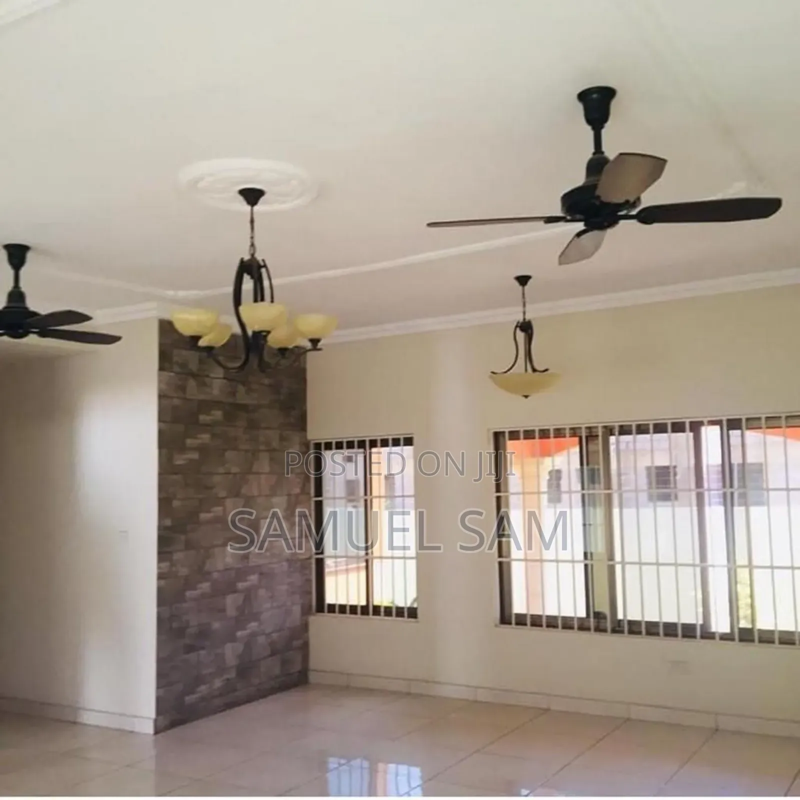 6bdrm House in Community 11, Tema Metropolitan for rent
