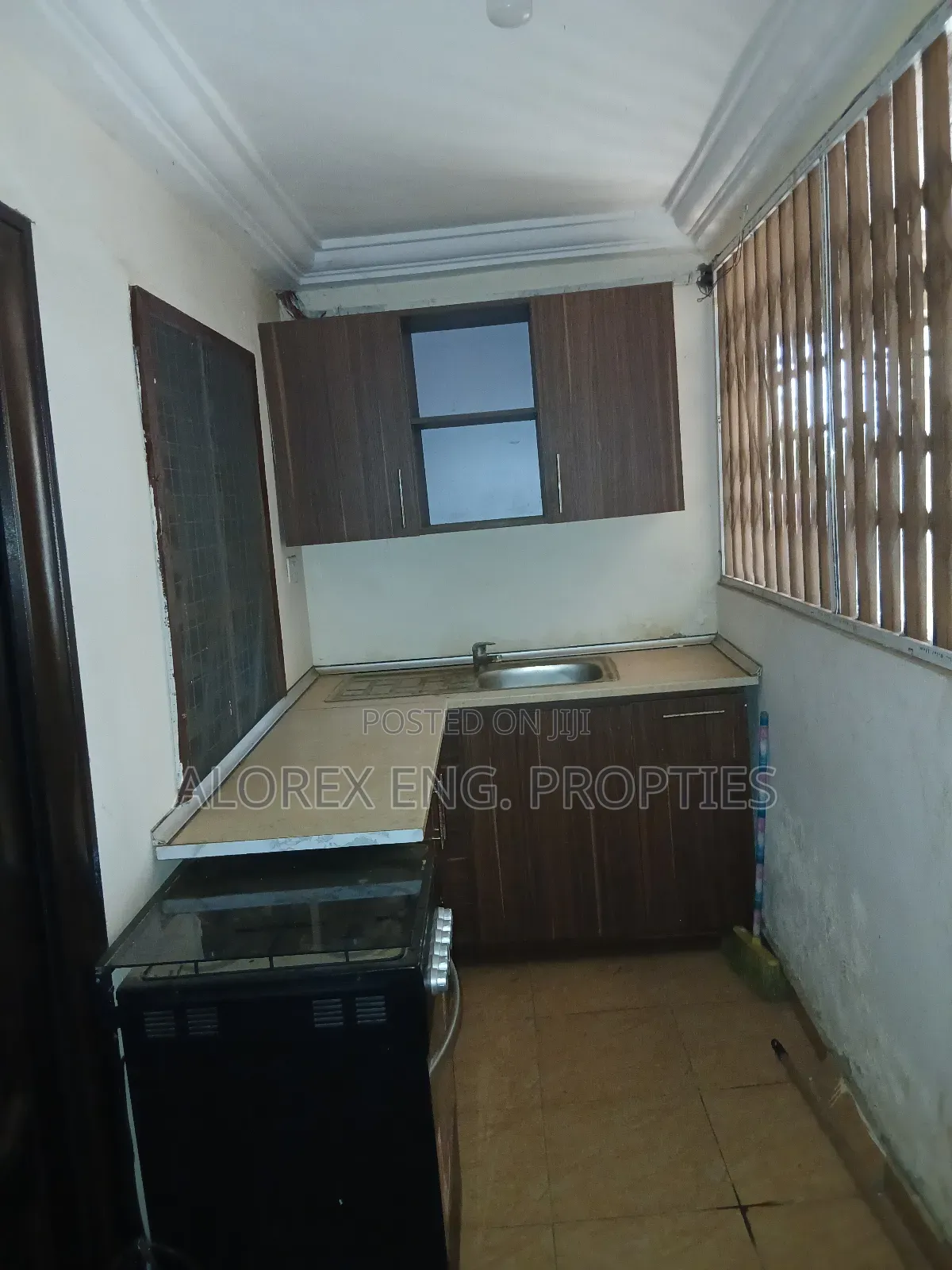 1bdrm House in Chamber Self, Adenta for rent