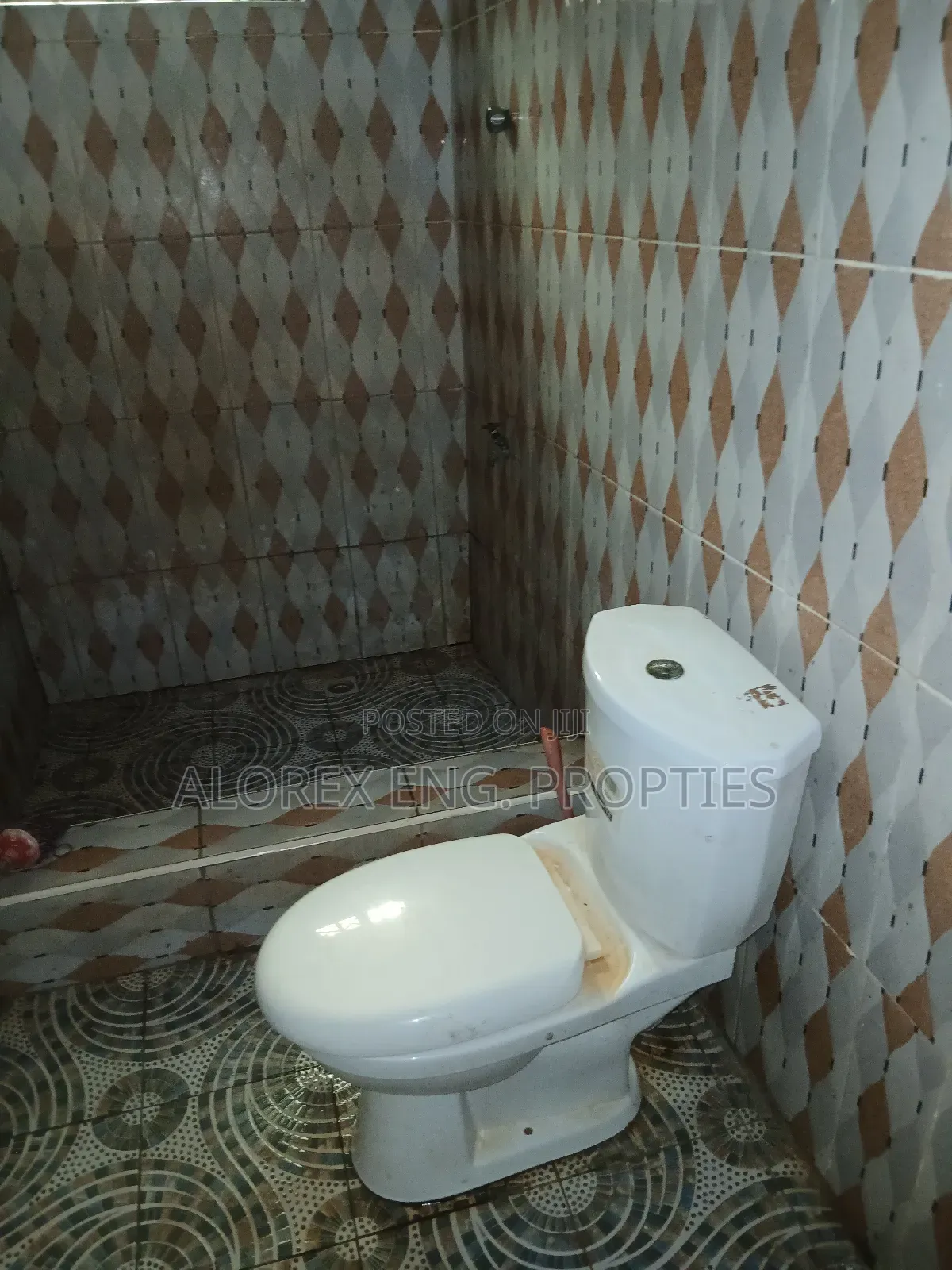 1bdrm House in Chamber Self, Adenta for rent