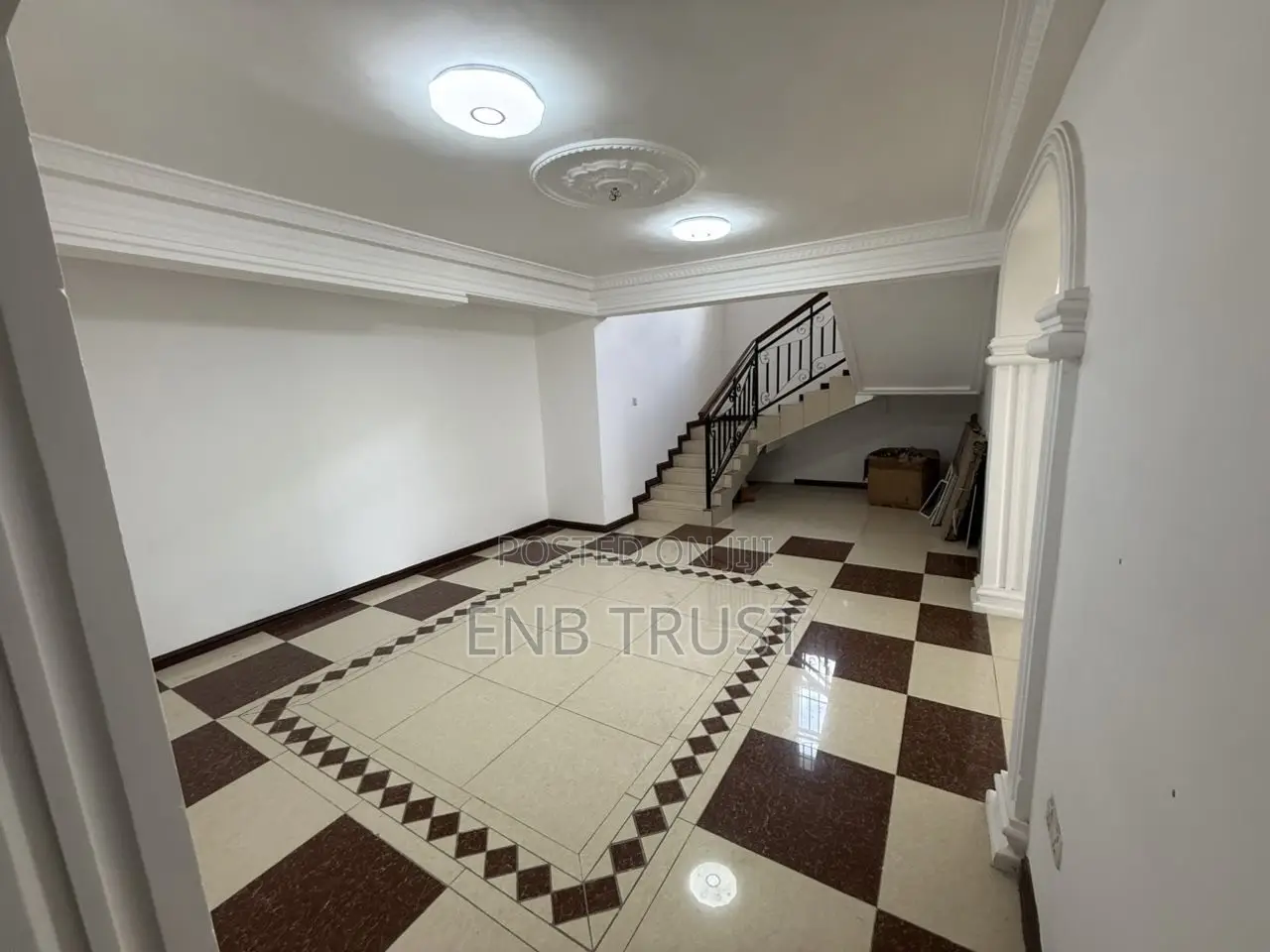 7bdrm Duplex in Tema Community 12 for rent