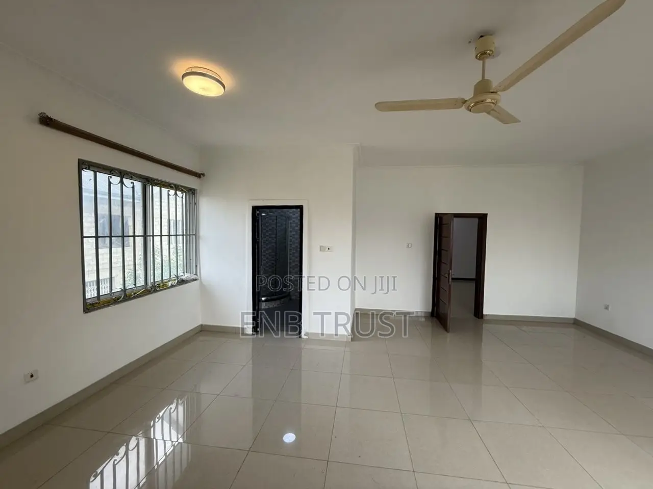 7bdrm Duplex in Tema Community 12 for rent