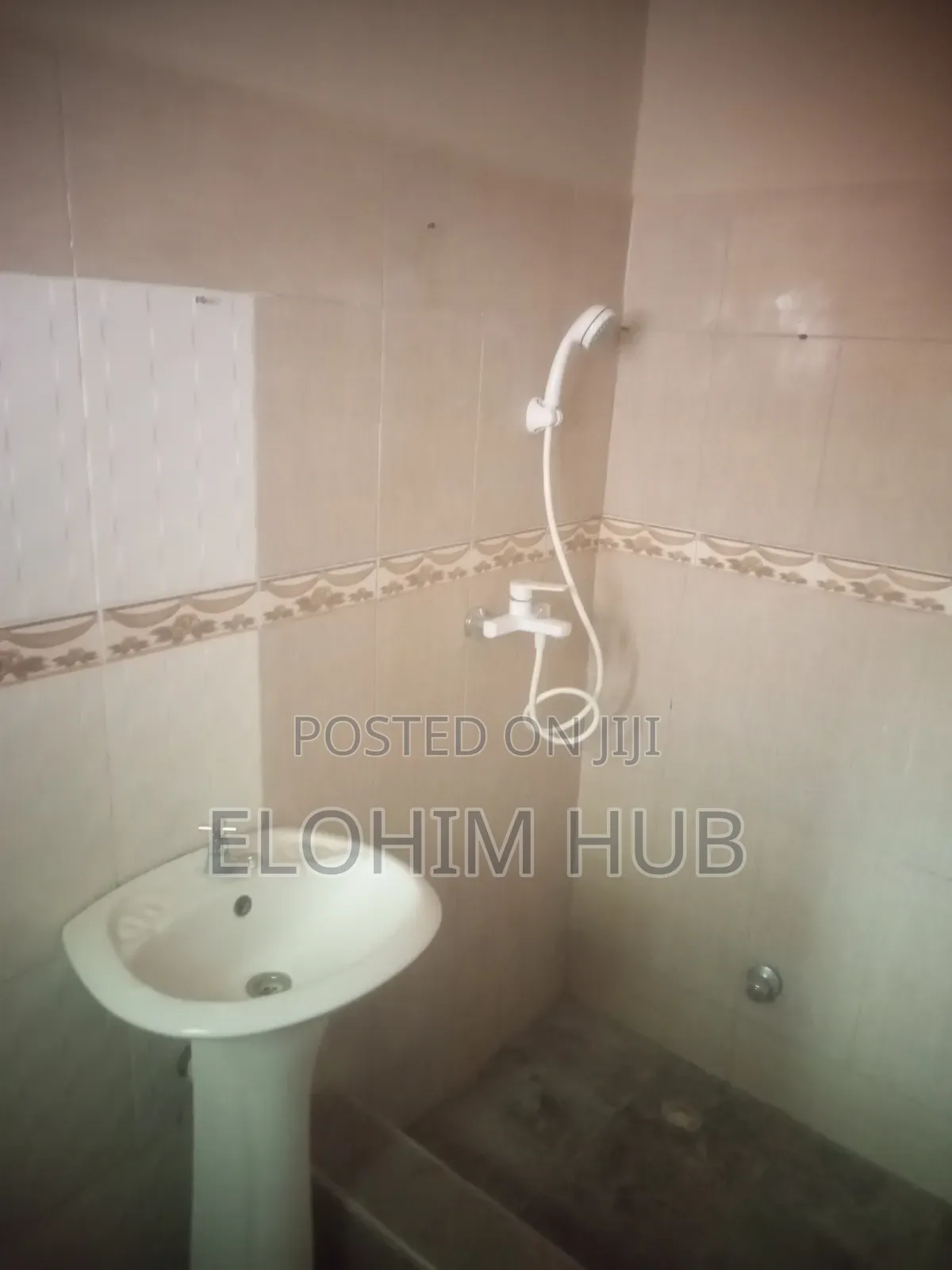 2bdrm Apartment in Ashongman Estate for rent