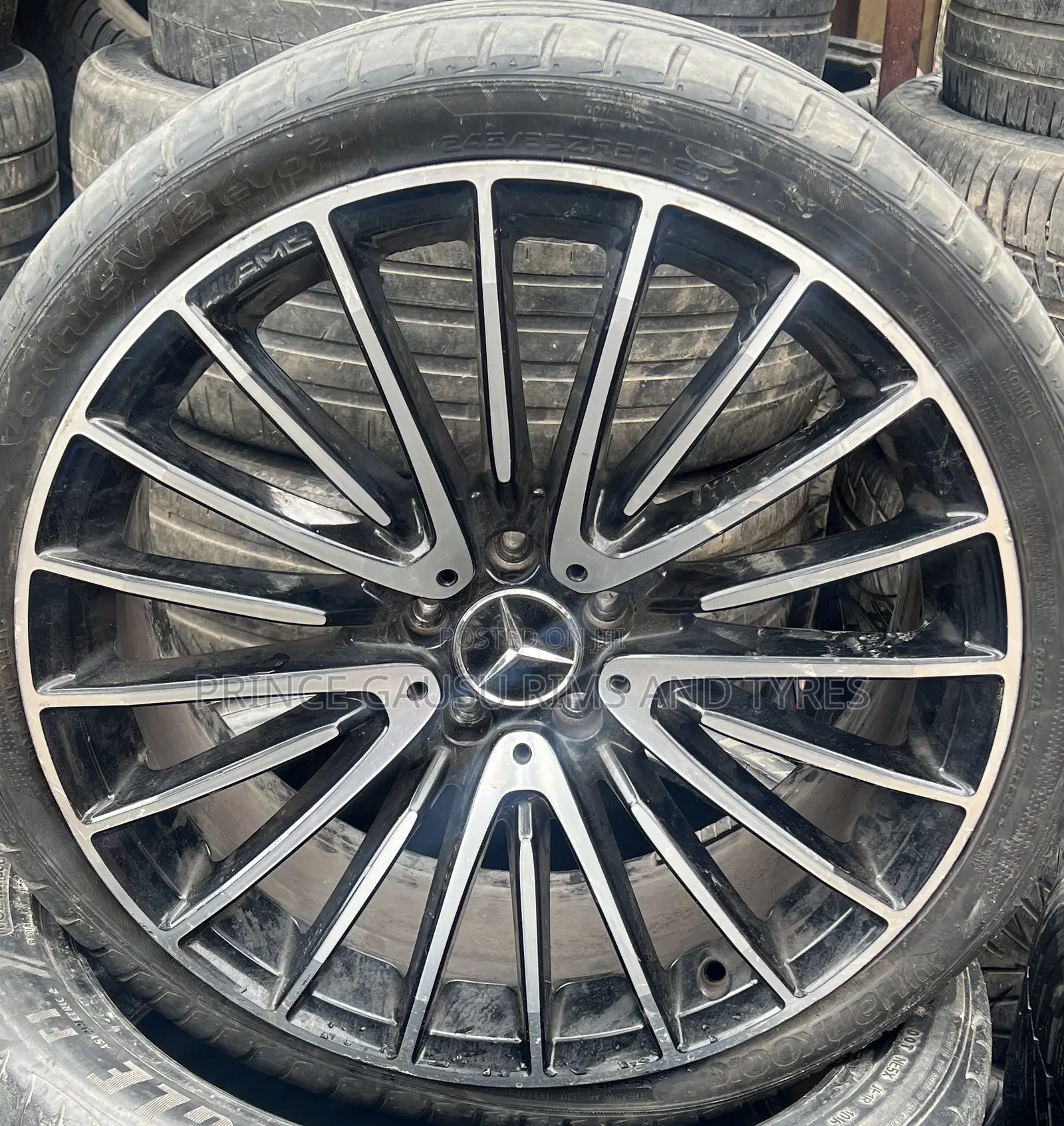Original Rim for a King of Cars