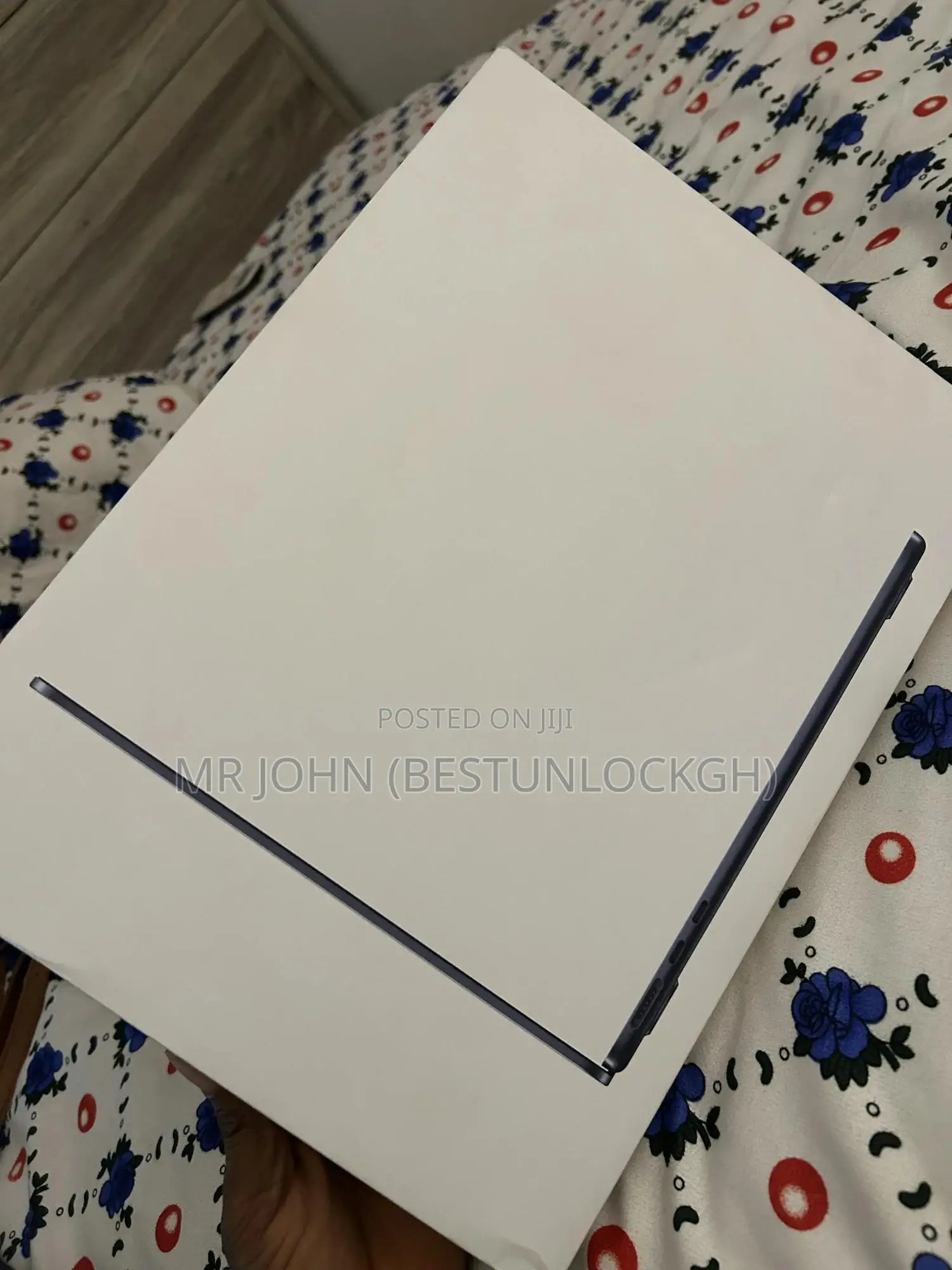 New Laptop Apple MacBook Air 2025 M4 13-inch 16GB Apple M4 SSD 256GB