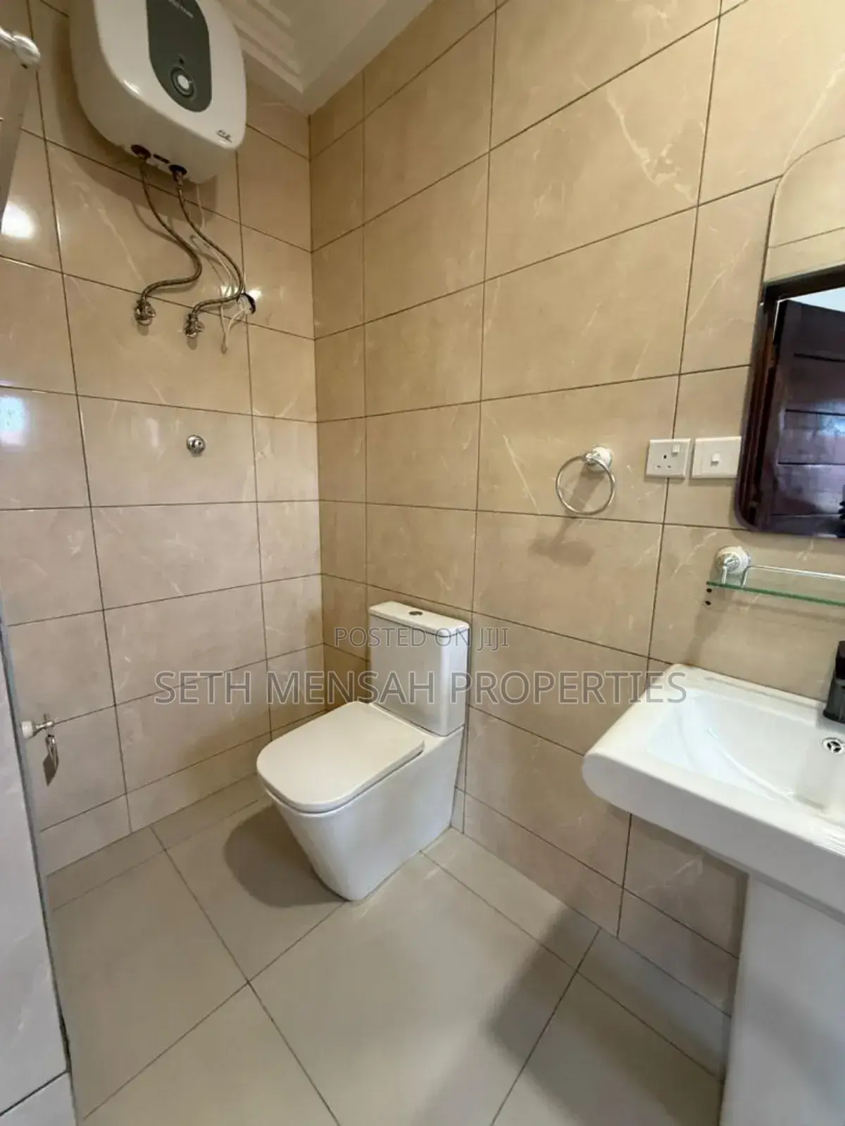 5bdrm House in Oyarifa for sale