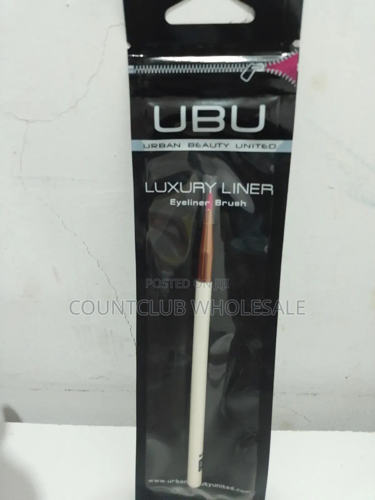 Ubu Eye Liner