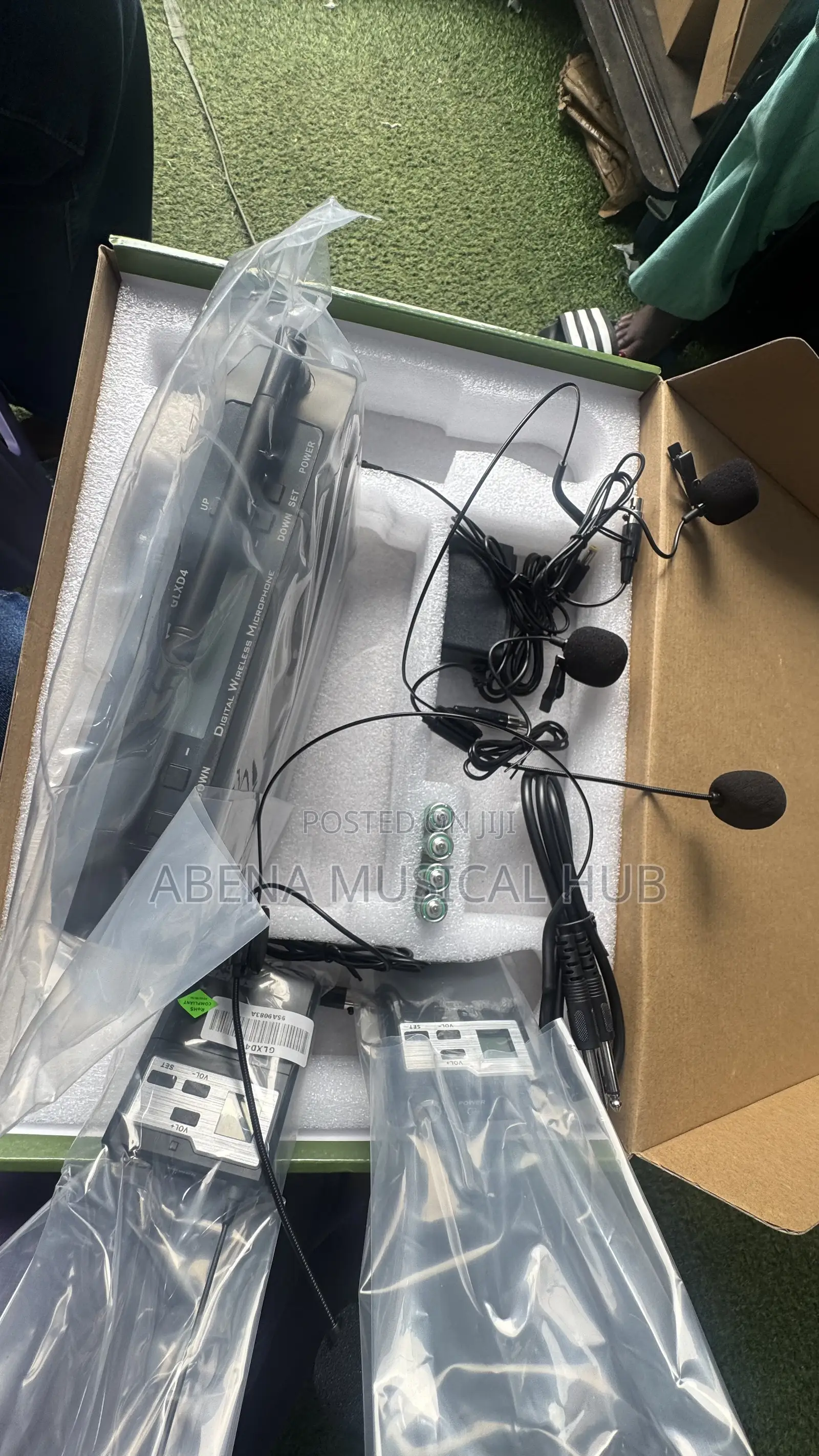 Lapearl 4 in 1 Microphone GLXD