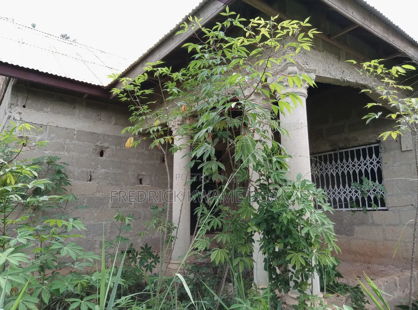 4bdrm House in Brother K Estate, Kumasi Metropolitan for sale