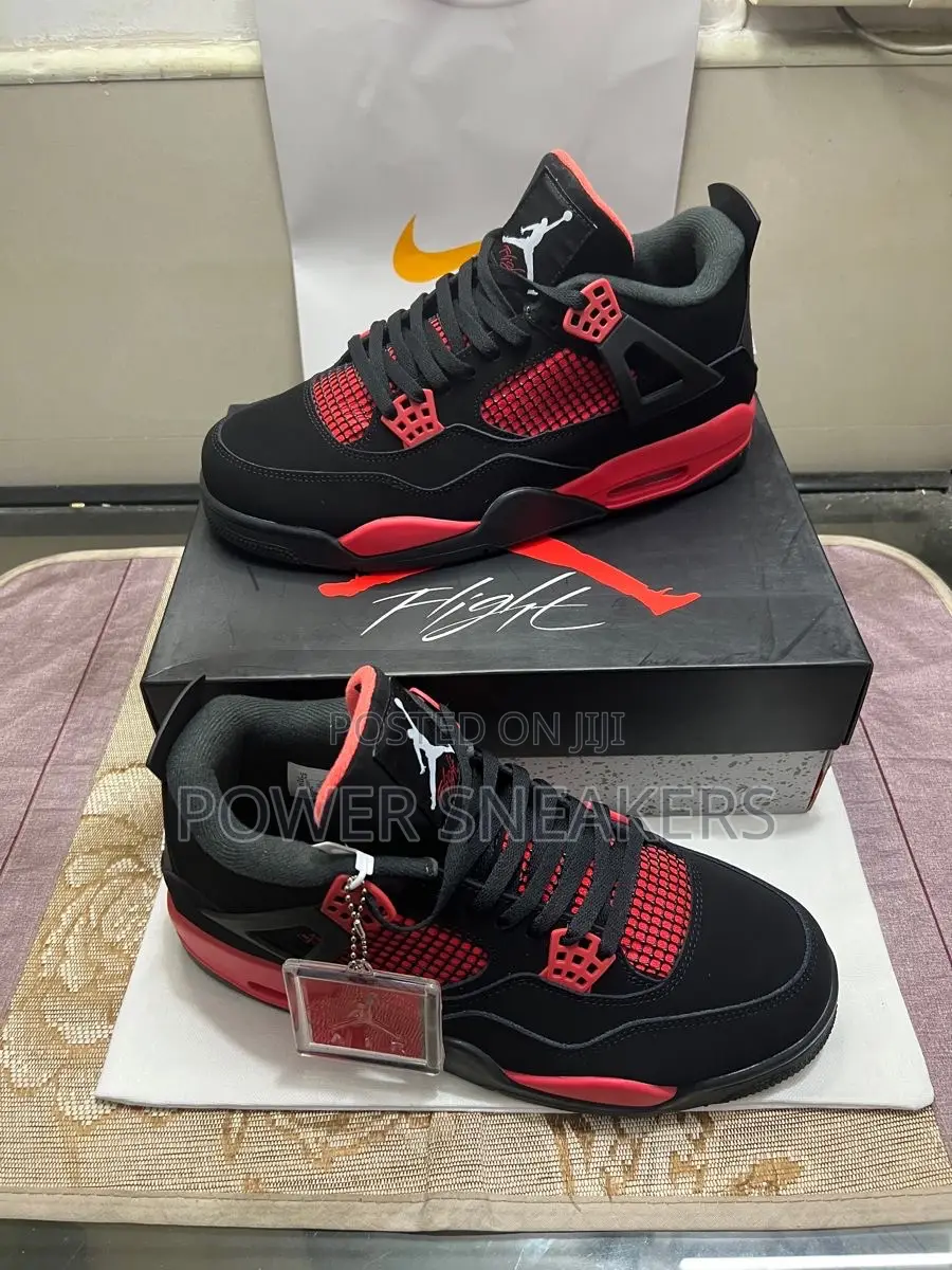 Jordan 4 Retro
