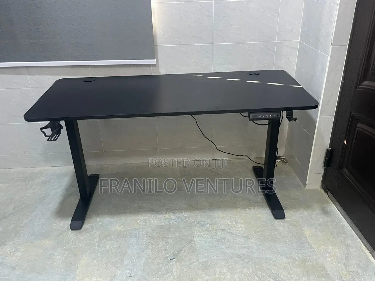 Electric Height Adjustable Desk (1.2m-1.6m)