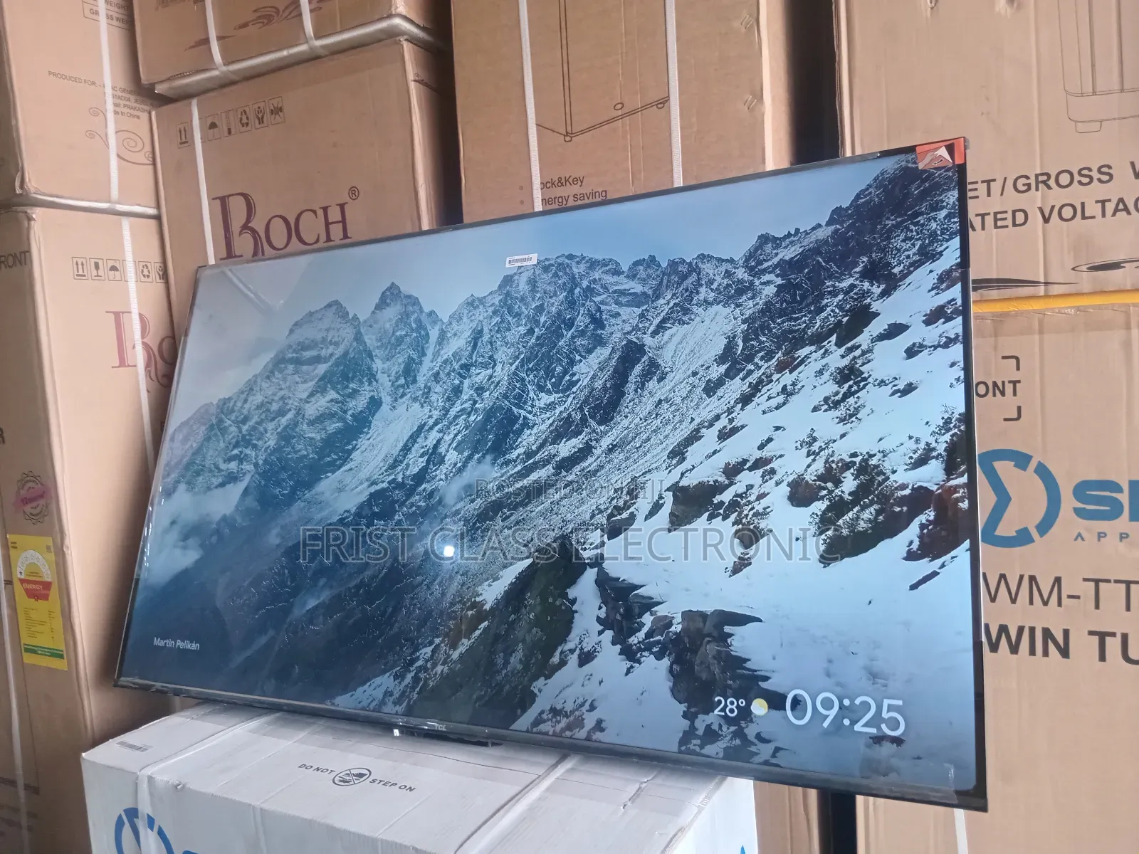TCL 55” Uhd Tv – Immersive Sound, Realistic View