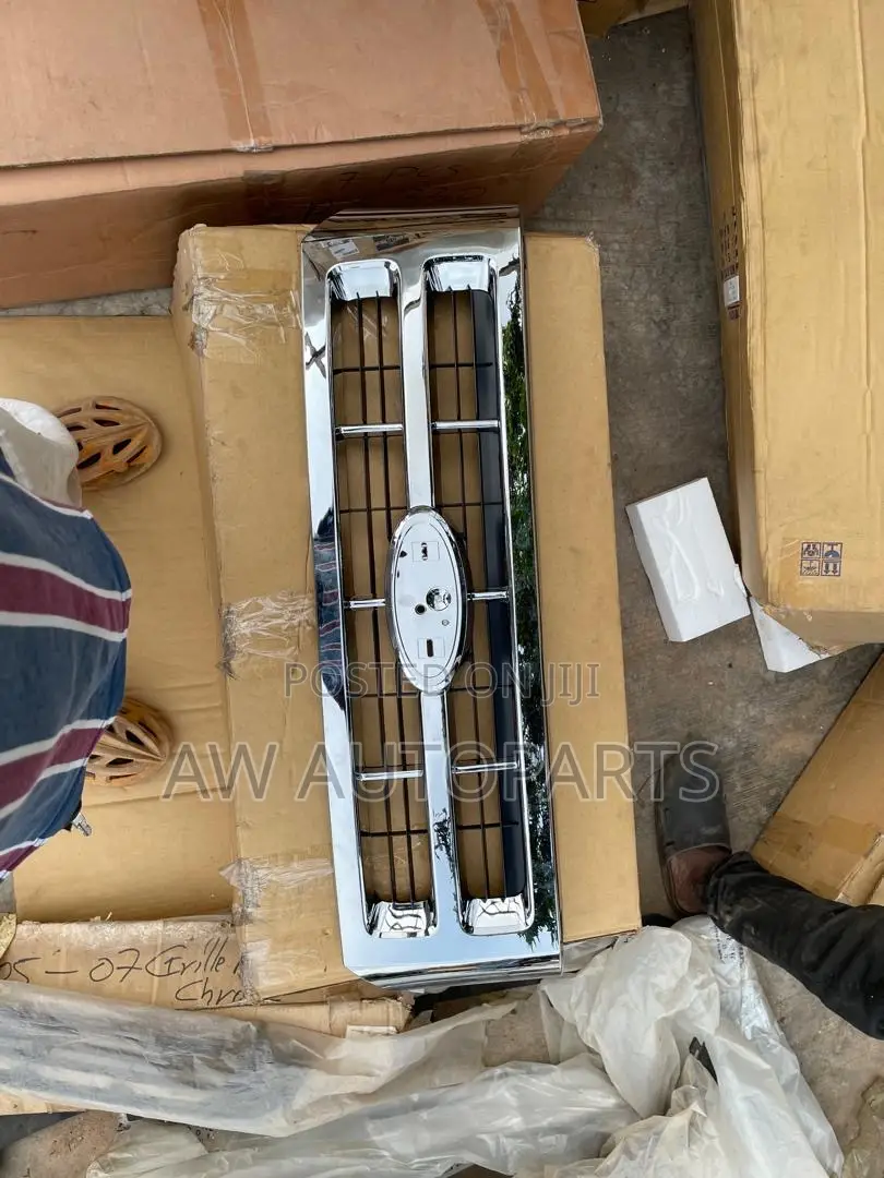Ford Escape 2008-2012 Grille Assemble