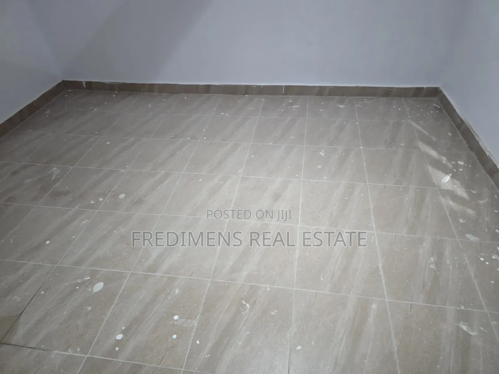 3bdrm Apartment in Fredimens Real, Afigya-Kwabre for rent