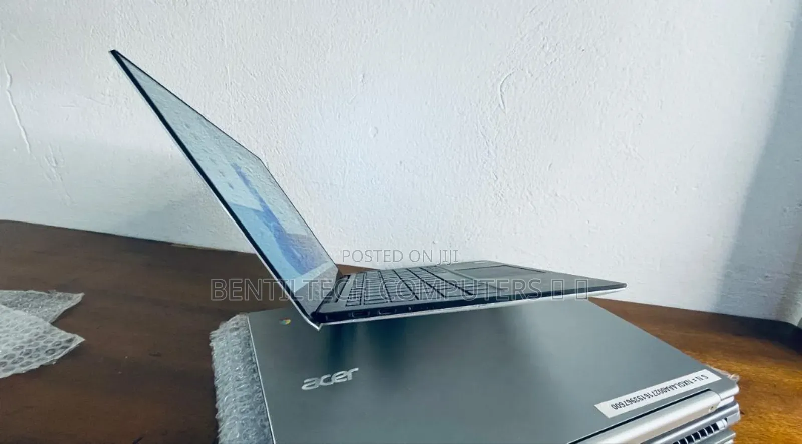 New Laptop Dell XPS 13 8GB Intel Core i7 SSD 256GB