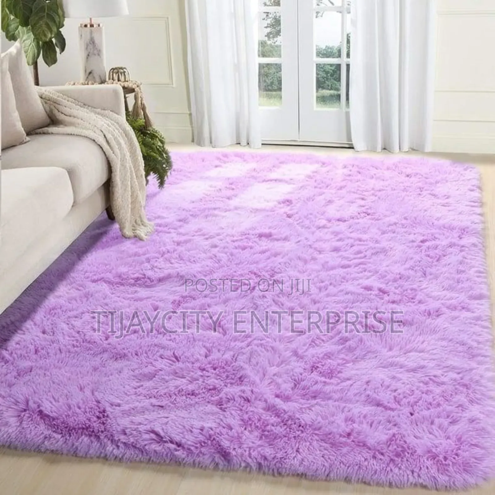 Fluffy Center Mat