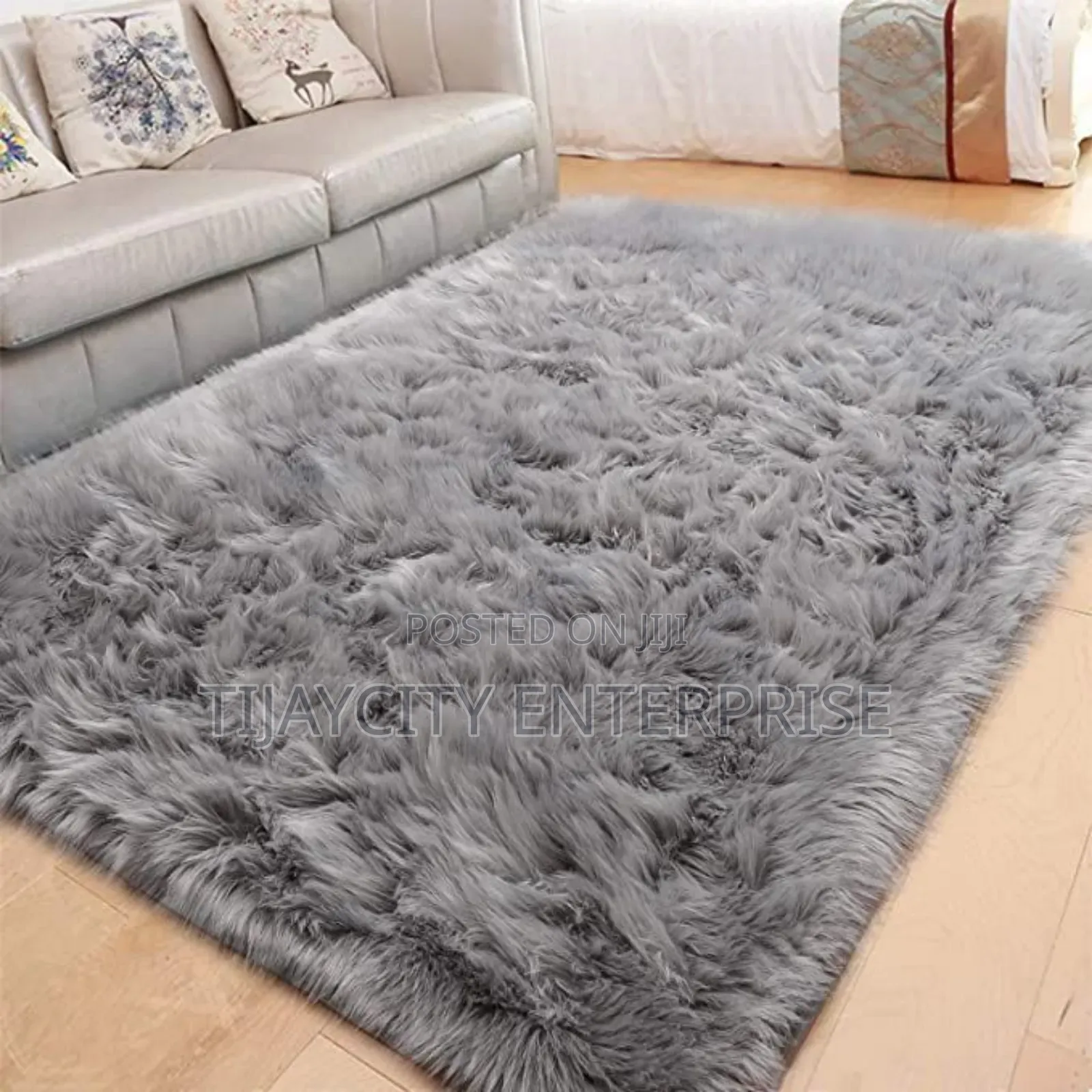 Fluffy Center Mat